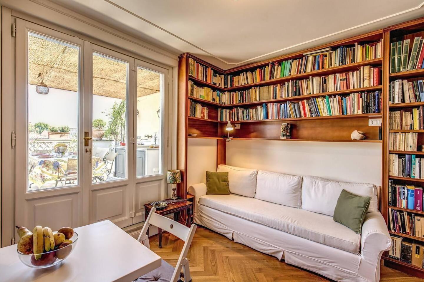 Apartamento Attic With Terrace Overlooking St Peters Basilica