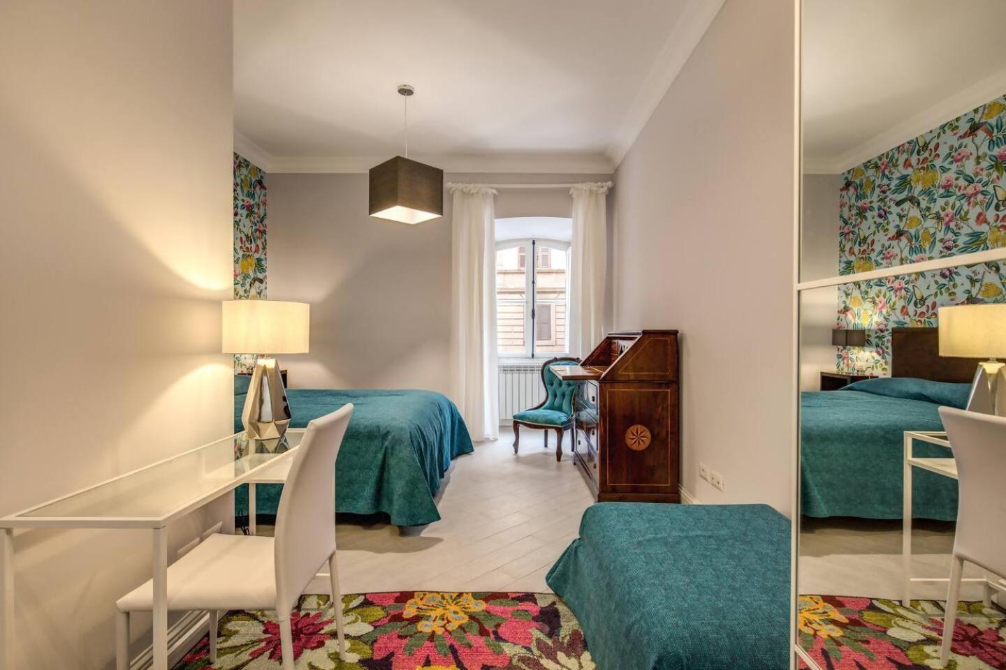 Flat With Terrace By Vatican *