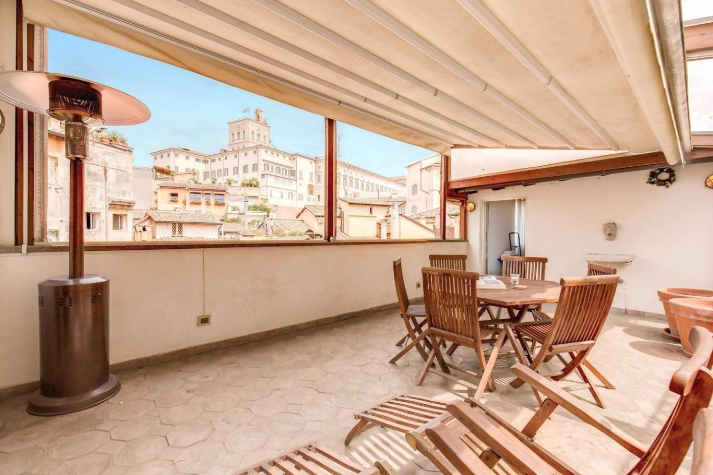 Attic With Terrace By Trevi Fountain Apartment *