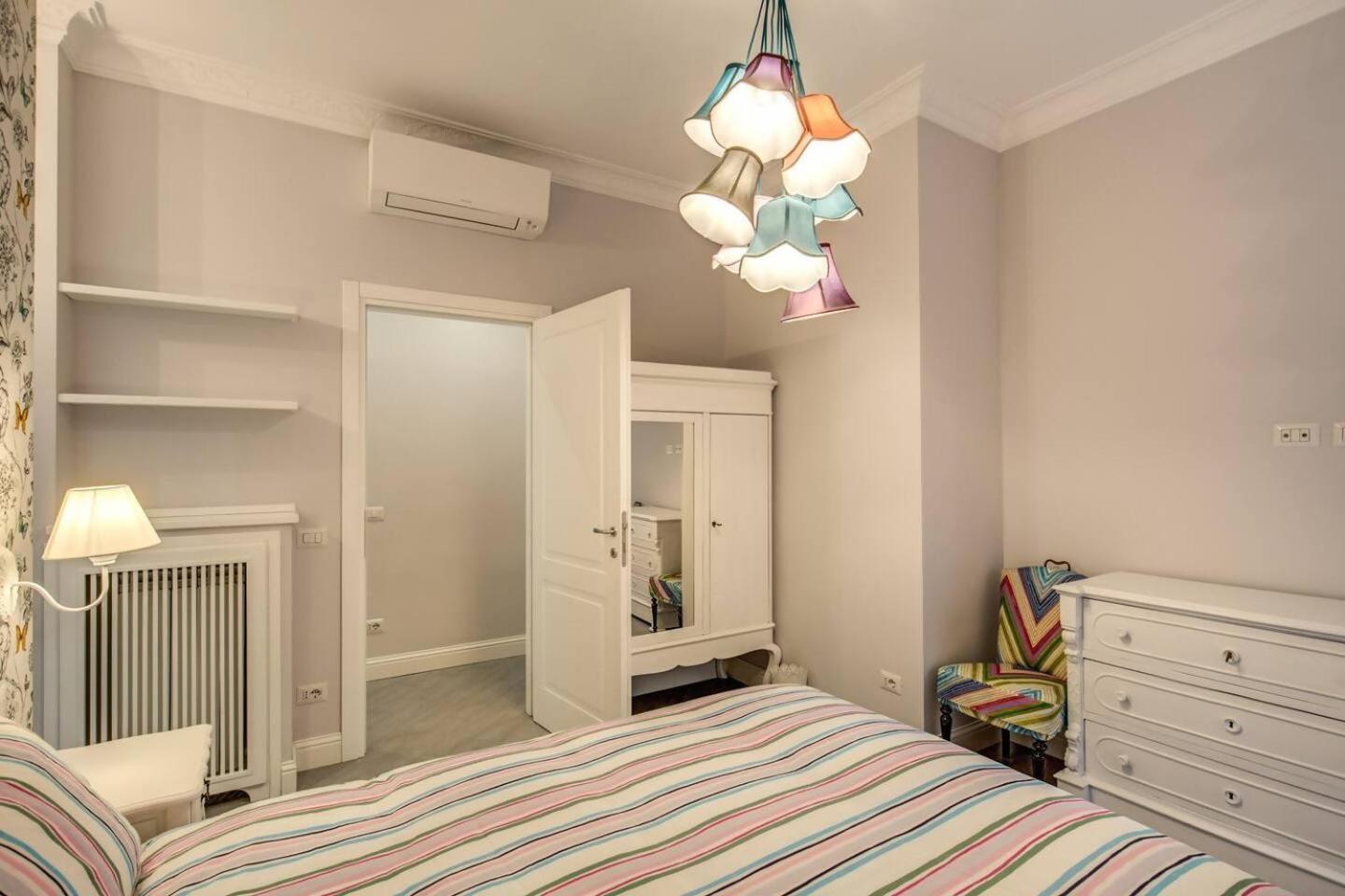 Flat With Terrace By Vatican Rome