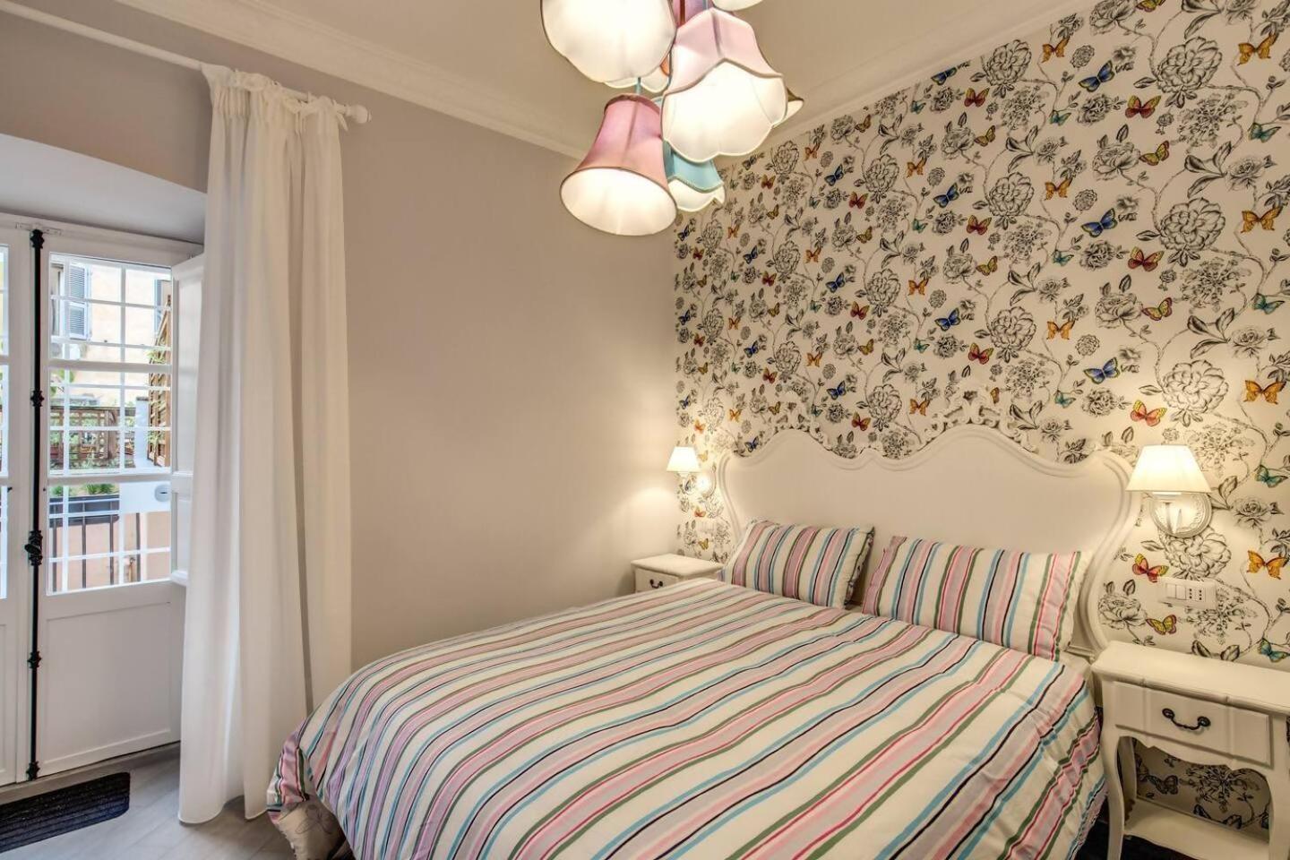 Flat With Terrace By Vatican Apartment