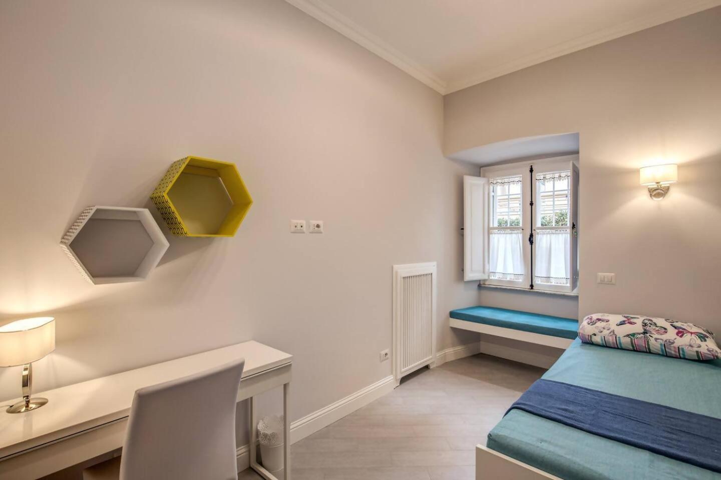 Apartment Flat With Terrace By Vatican *