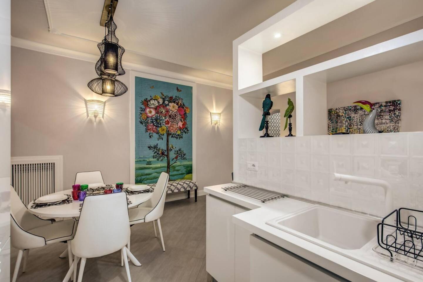 Flat With Terrace By Vatican