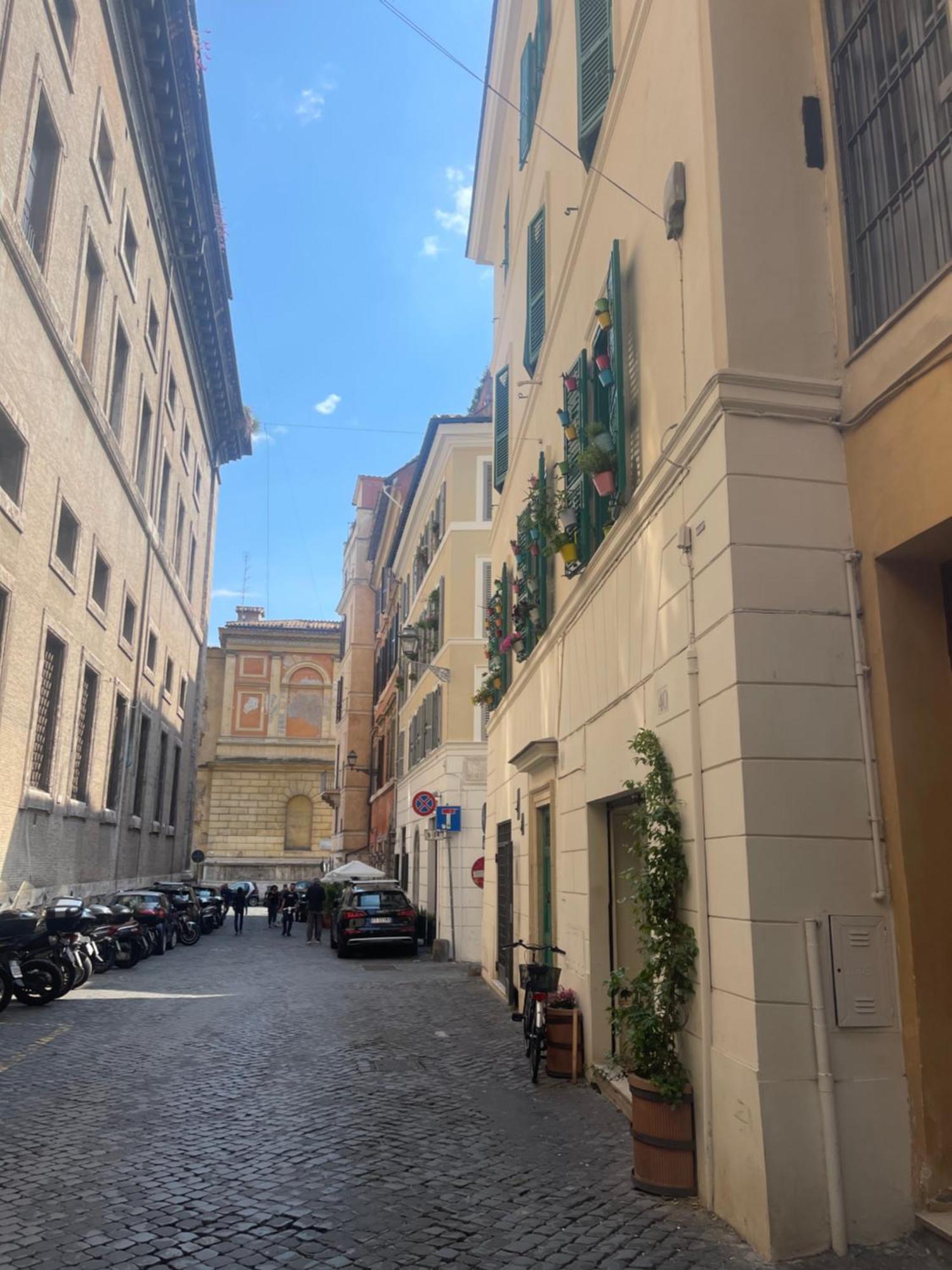 Boutique Pantheon * Rome