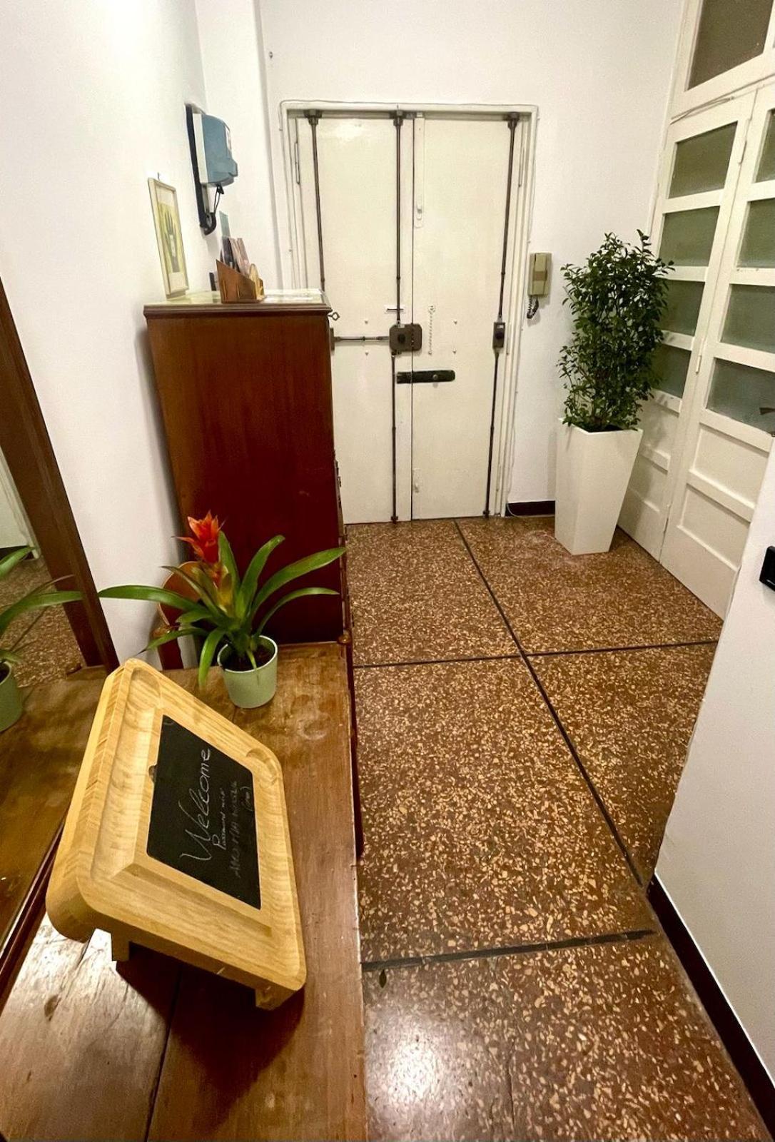 Incantevole In Centro Con Vista Meravigliosa, A 20m Dalla Metro A, Vicino San Giovanni Appartement Rome