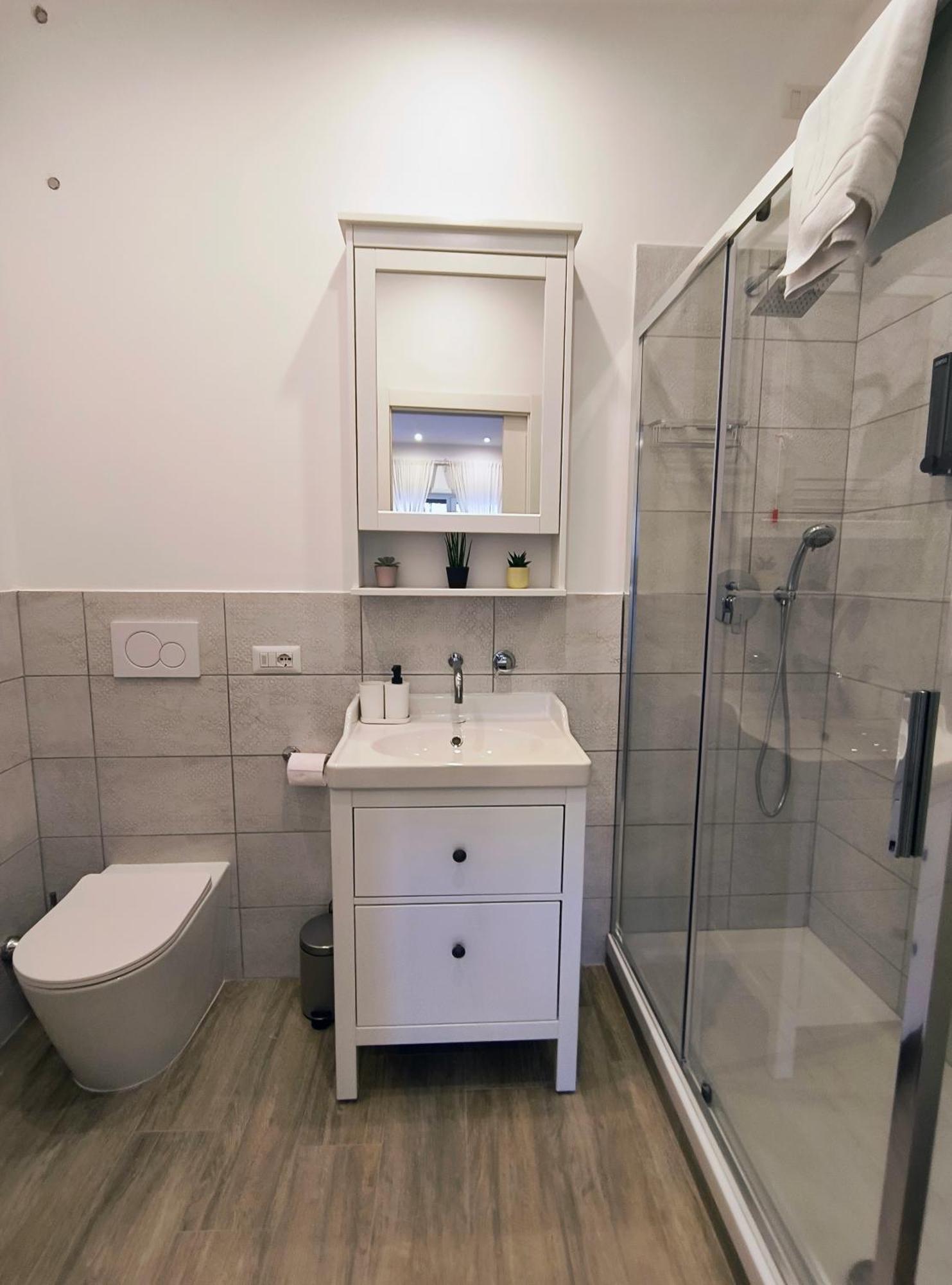 San Pietro Experience Guest house Rome