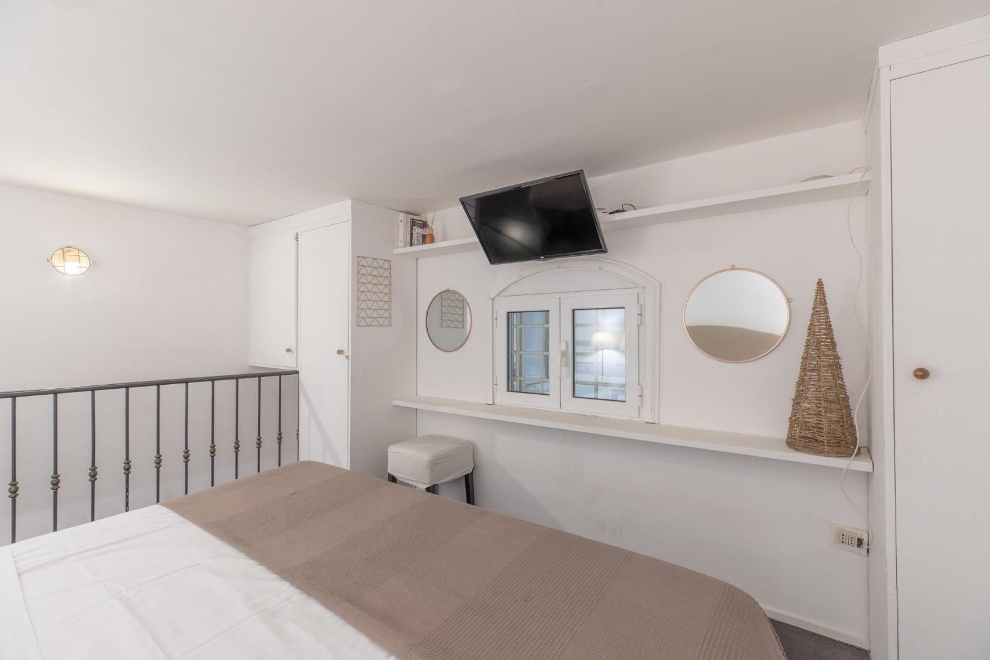 Iflat Monti Apartment *