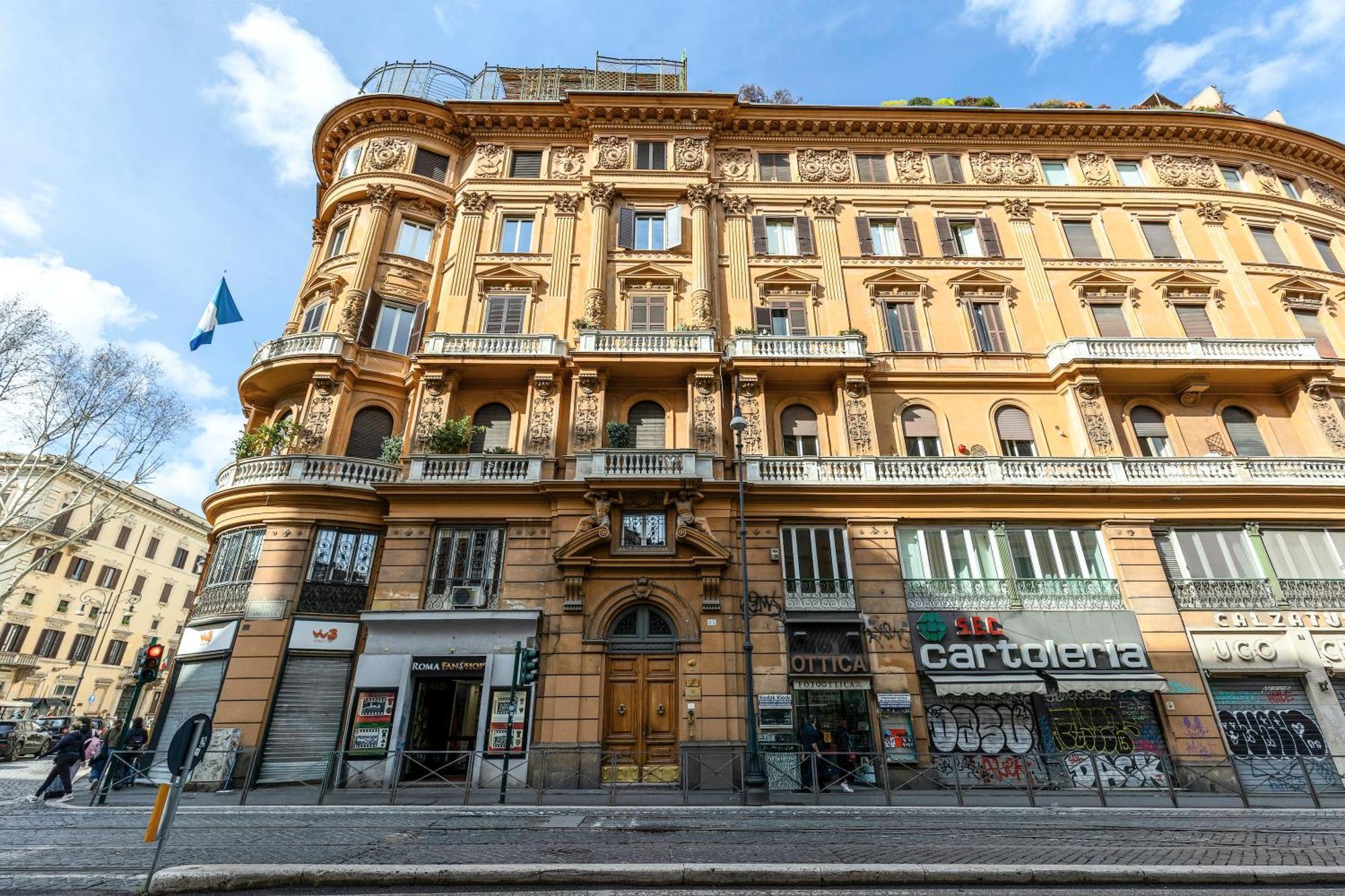 As Feel - Charming Space At Torre Argentina Apartment Rome