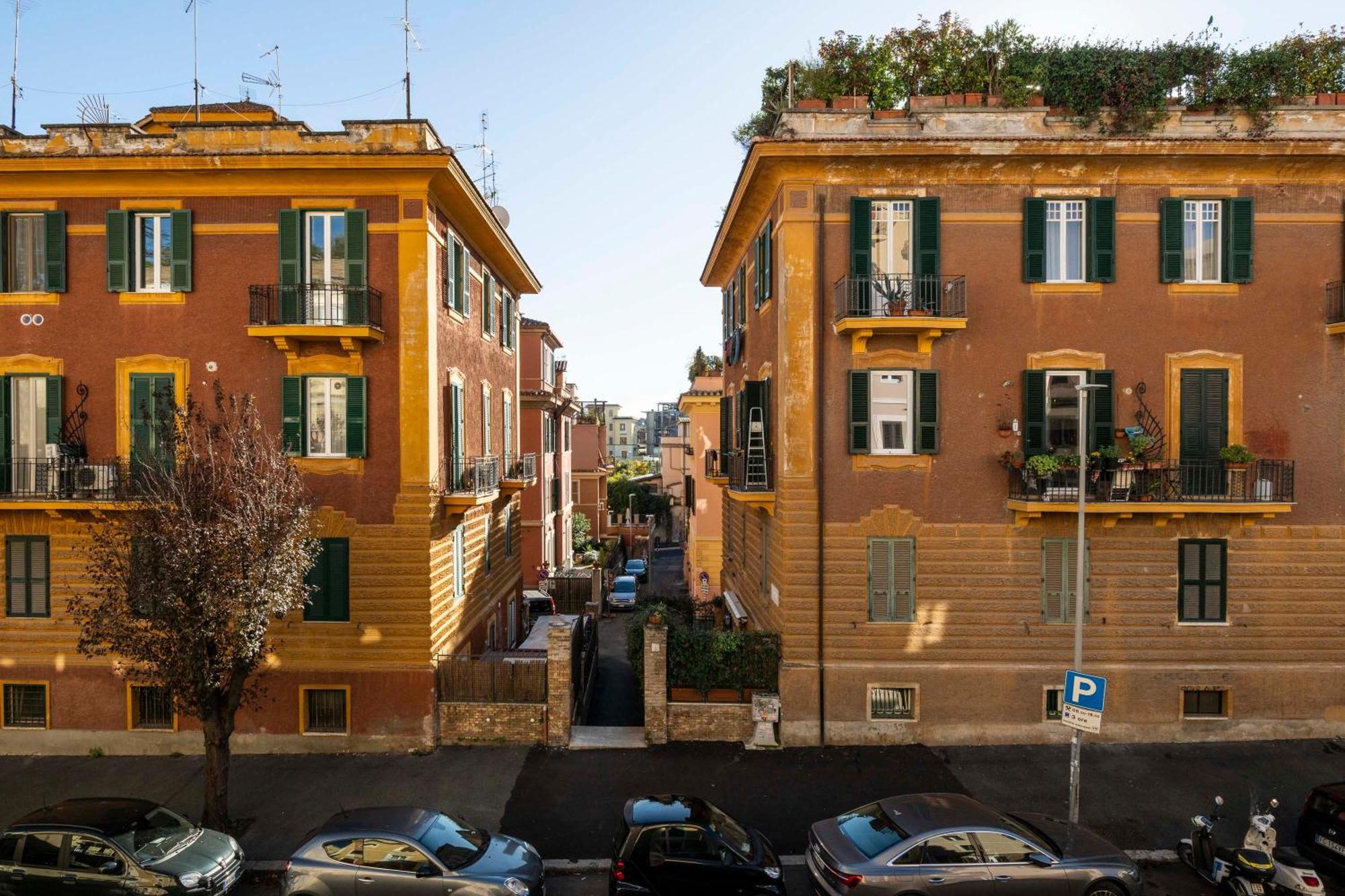 Apartment Vatican Walls Rome
