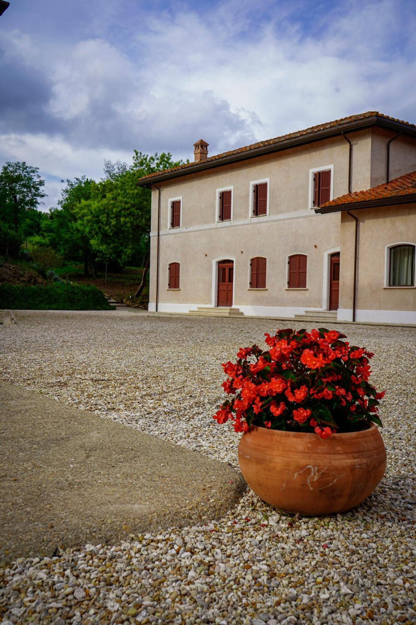 Borgo Pallavicini Mori