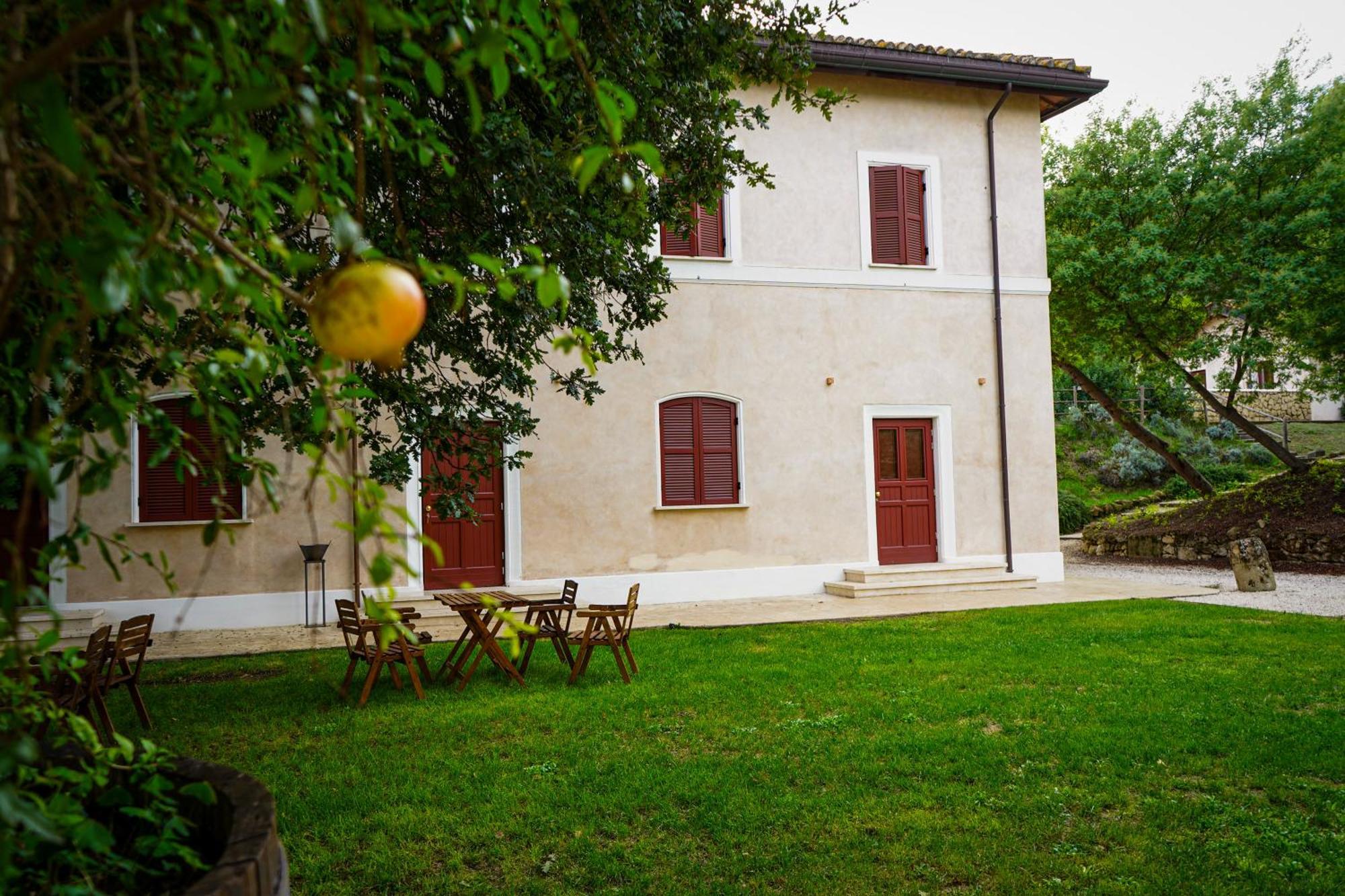 Borgo Pallavicini Mori Farm stay Rome