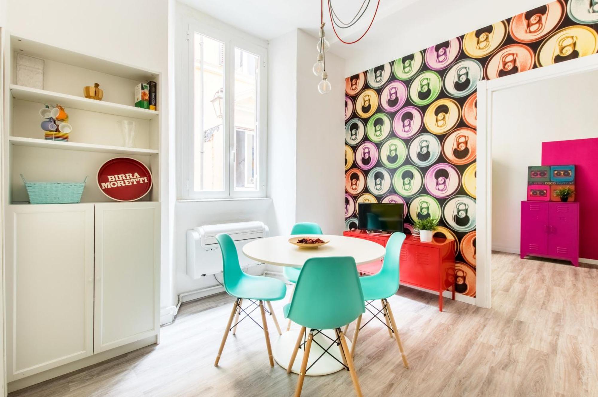 Pop House Apartment *