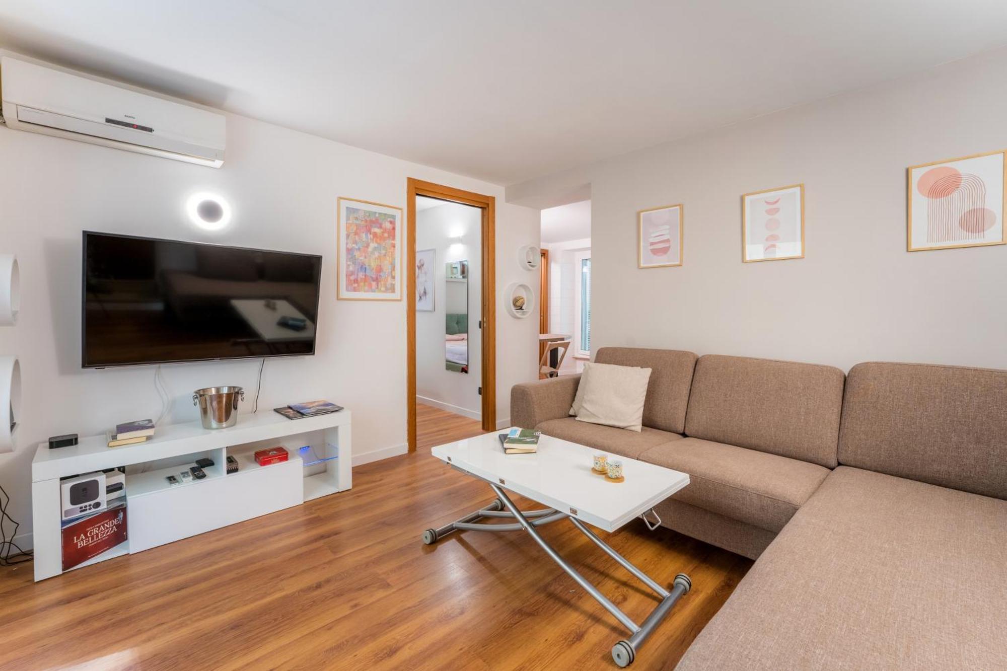 Villafranca Loft, Modern Nearby The Station Appartamento Roma