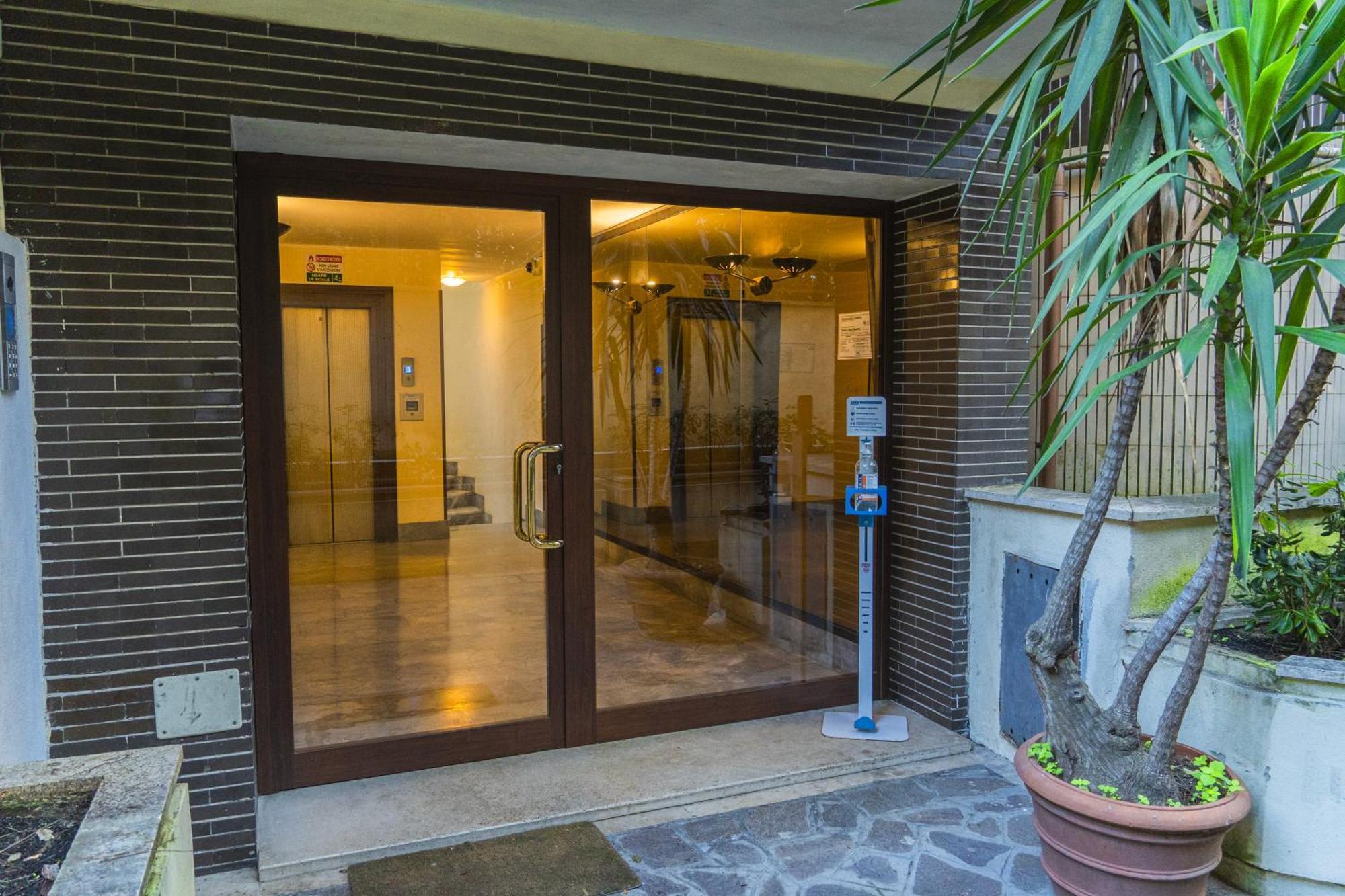 Er Nido-monolocale Con Terrazza A Apartment Rome