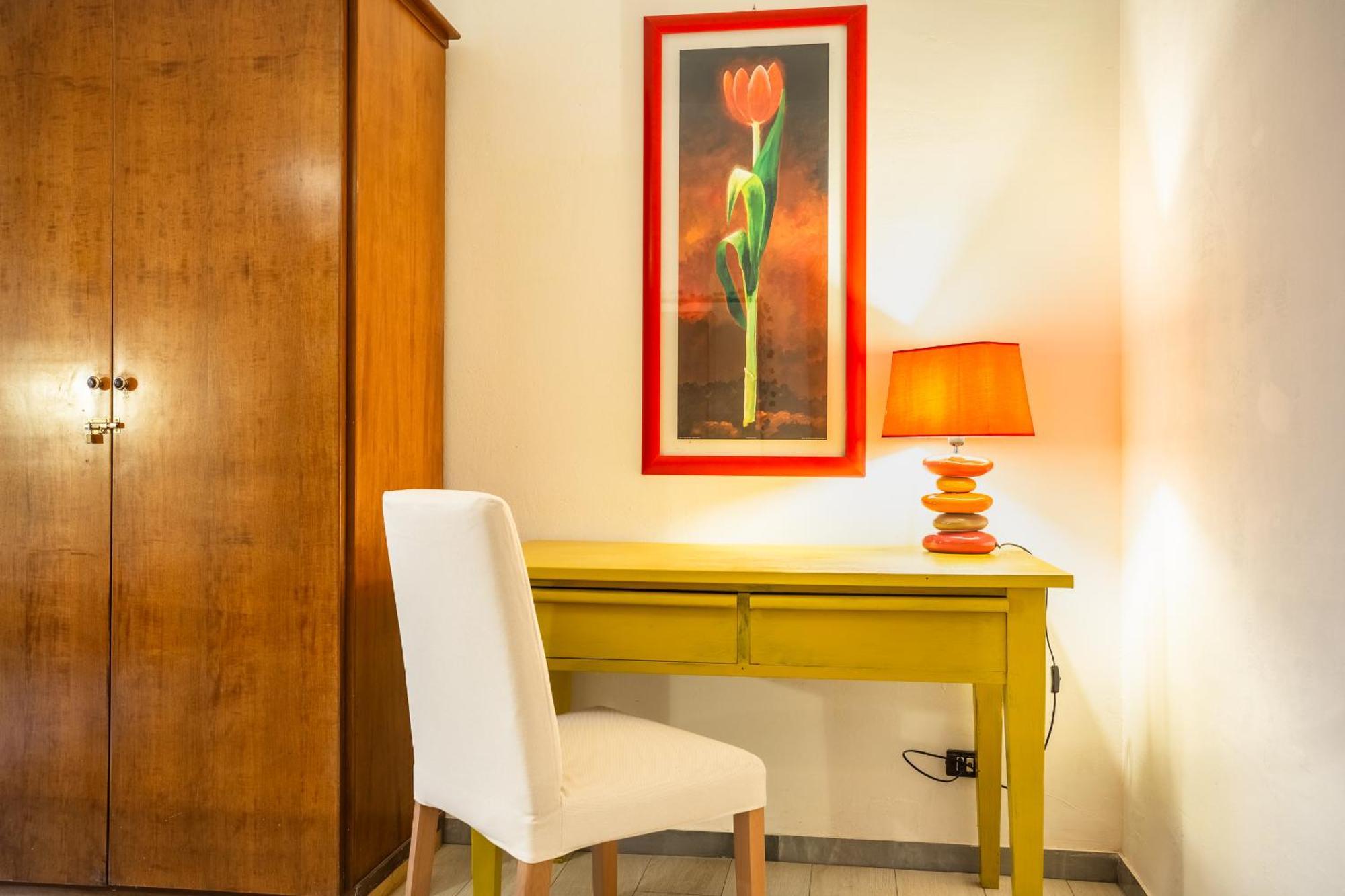 La Piccola Retro , Urban Color And Comfort Appartement *
