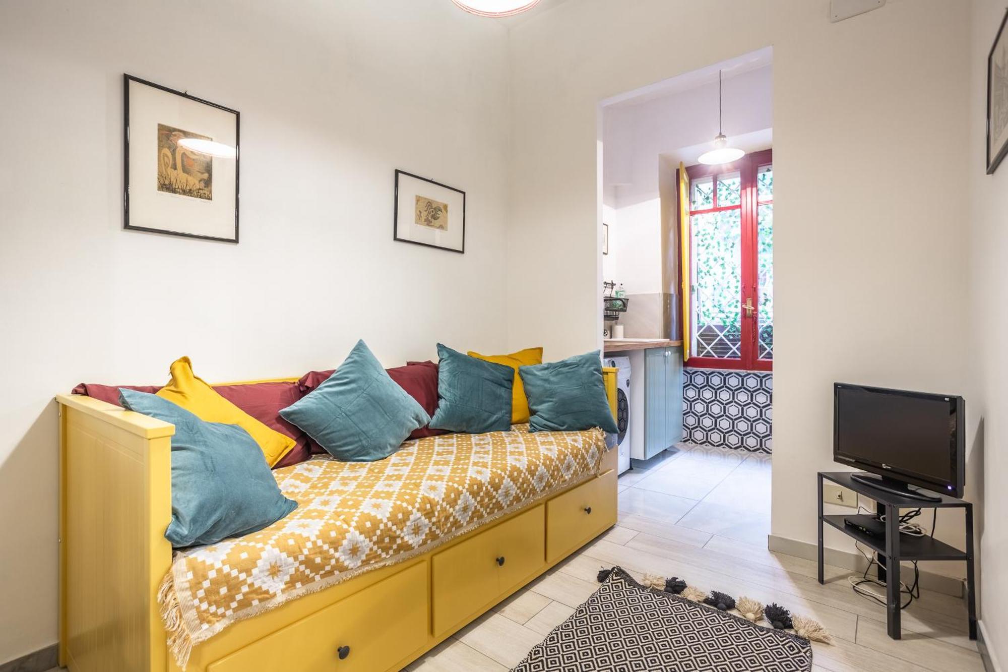 La Piccola Retro , Urban Color And Comfort Appartement *