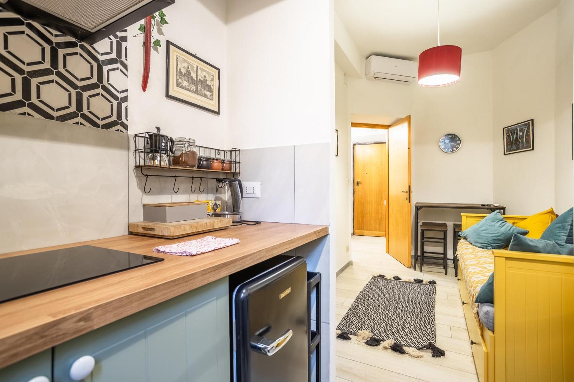 La Piccola Retro , Urban Color And Comfort Appartement Rome