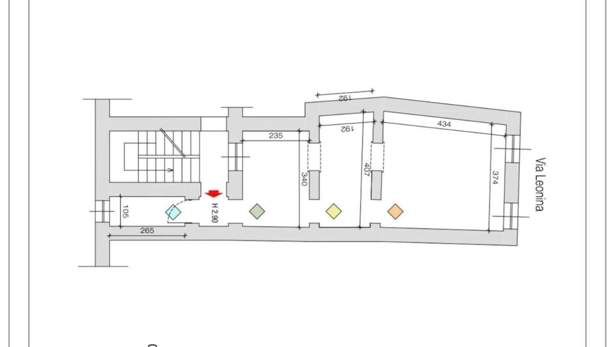 Metro Cavour 200m Coliseum Rome