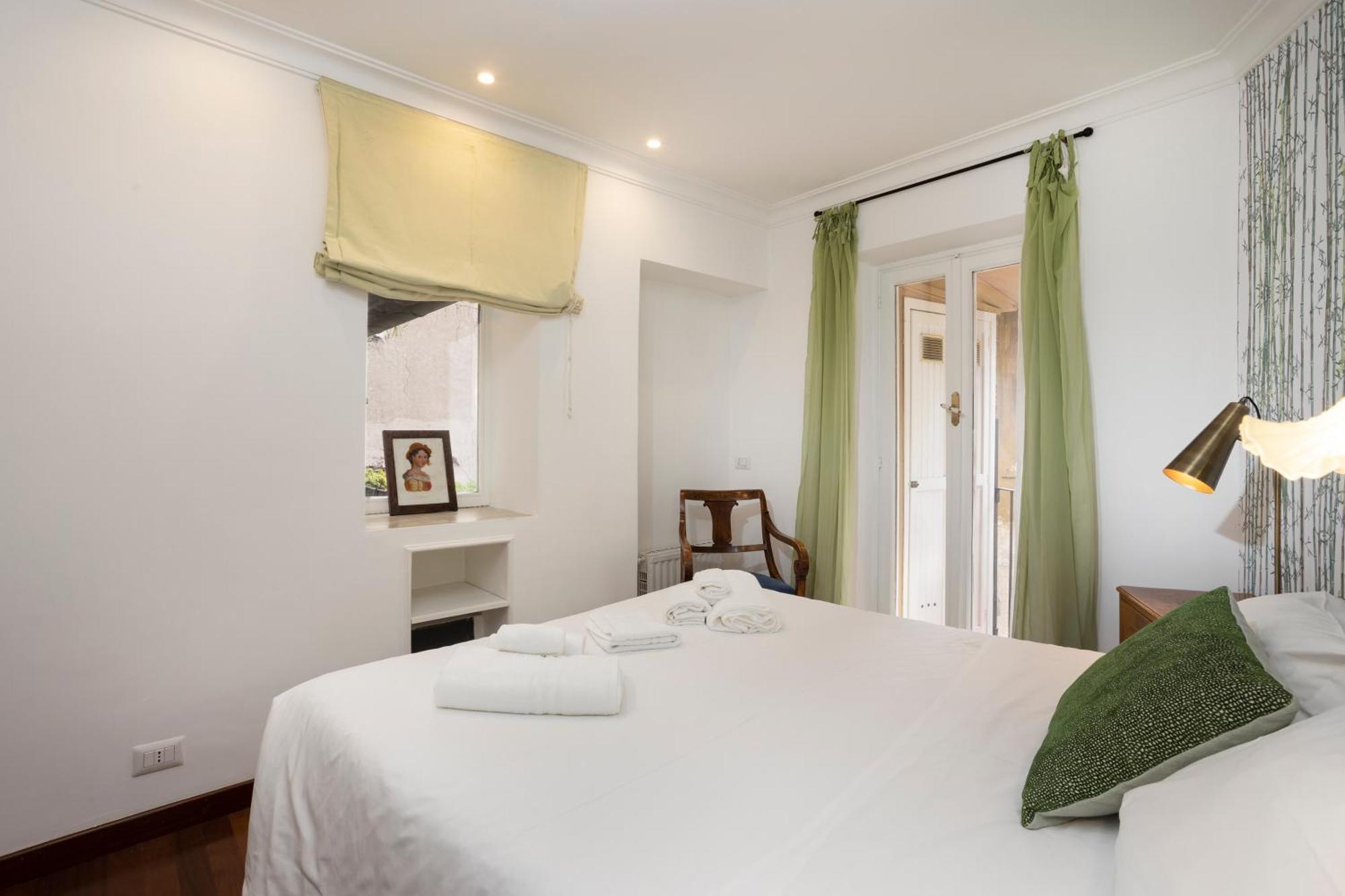 Cozy Gambero Apartment Rome