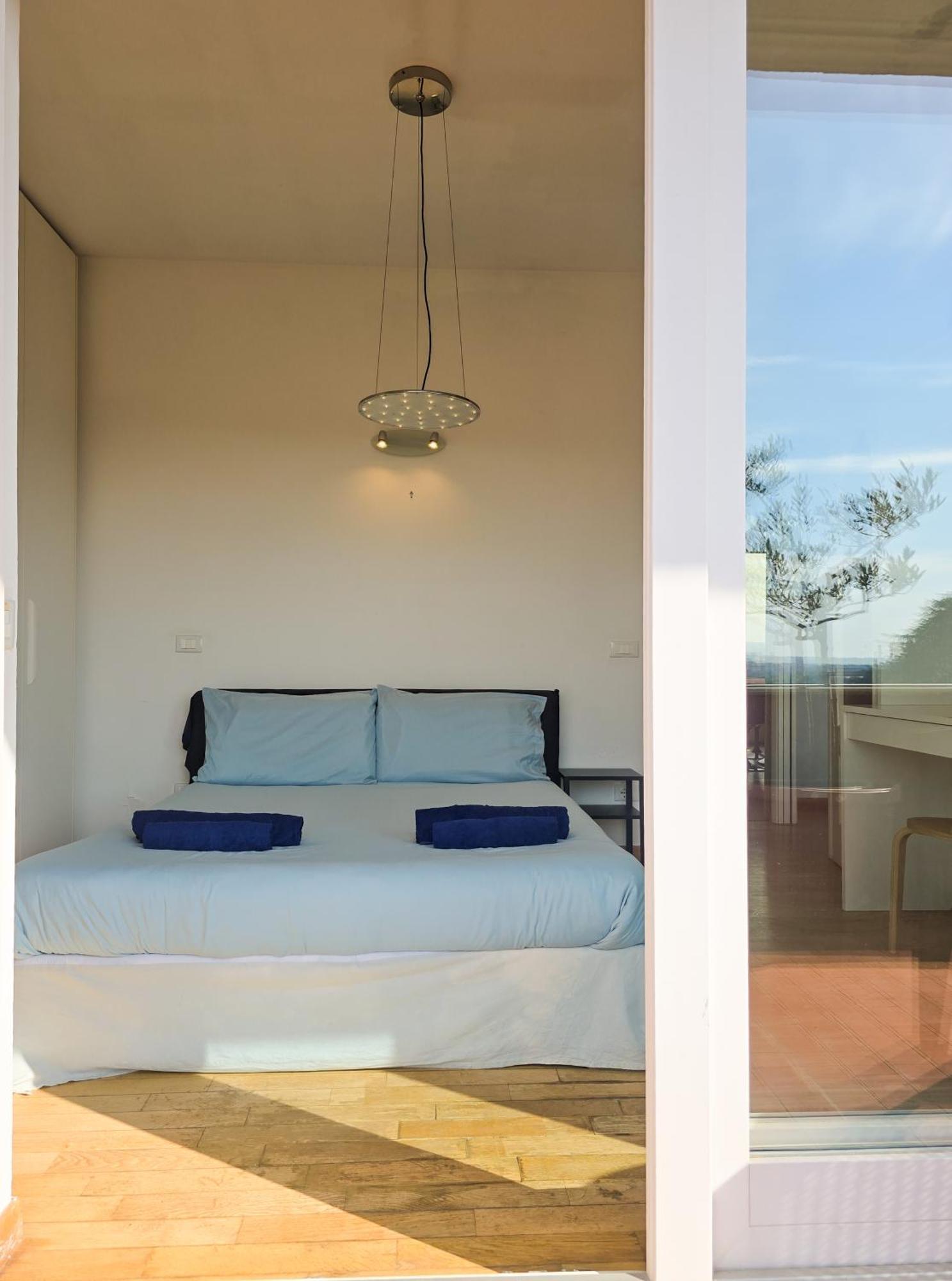 Sunset Terrace Penthouse Apartment Rome