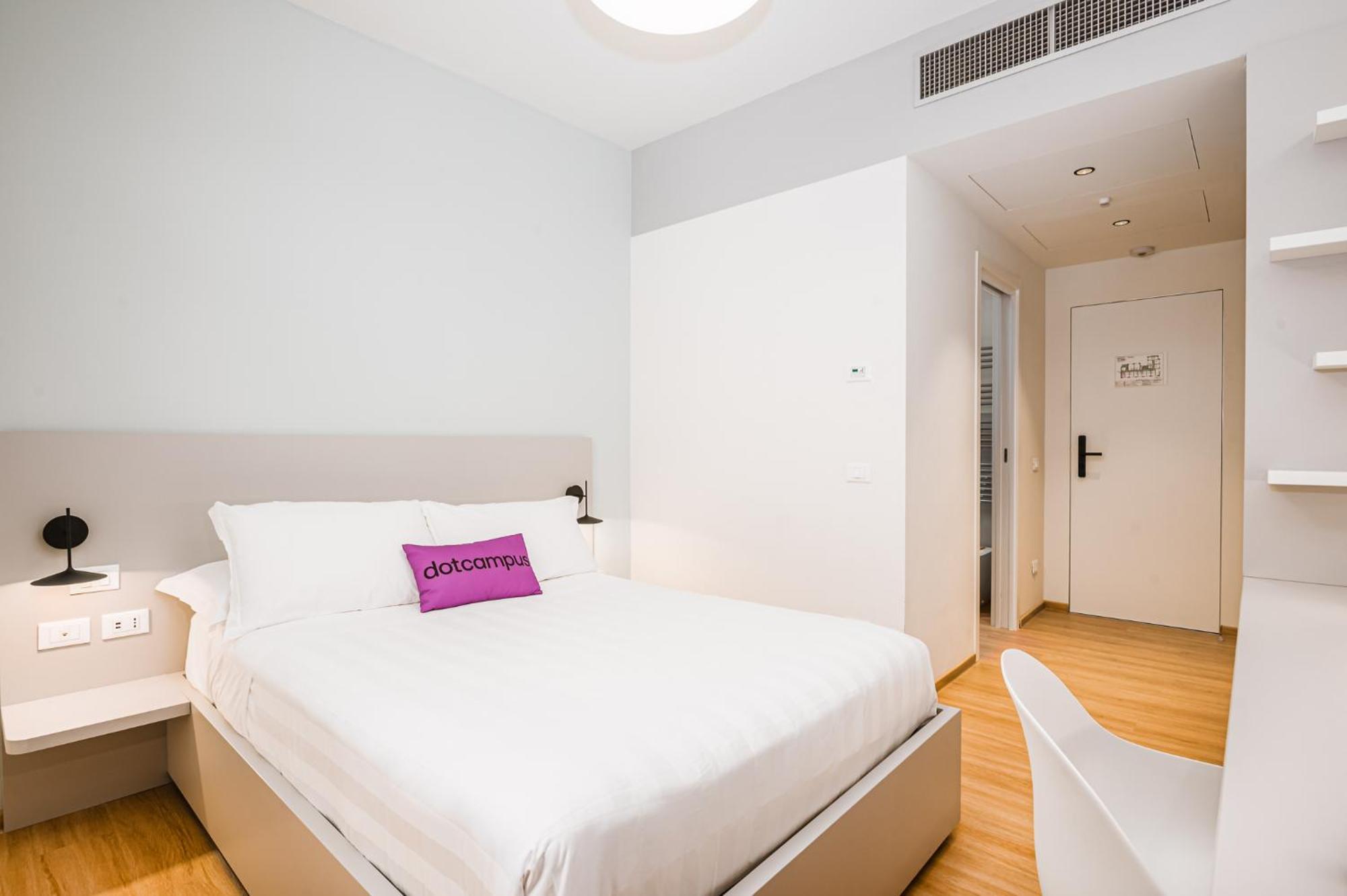 Dotcampus Center Hotel
