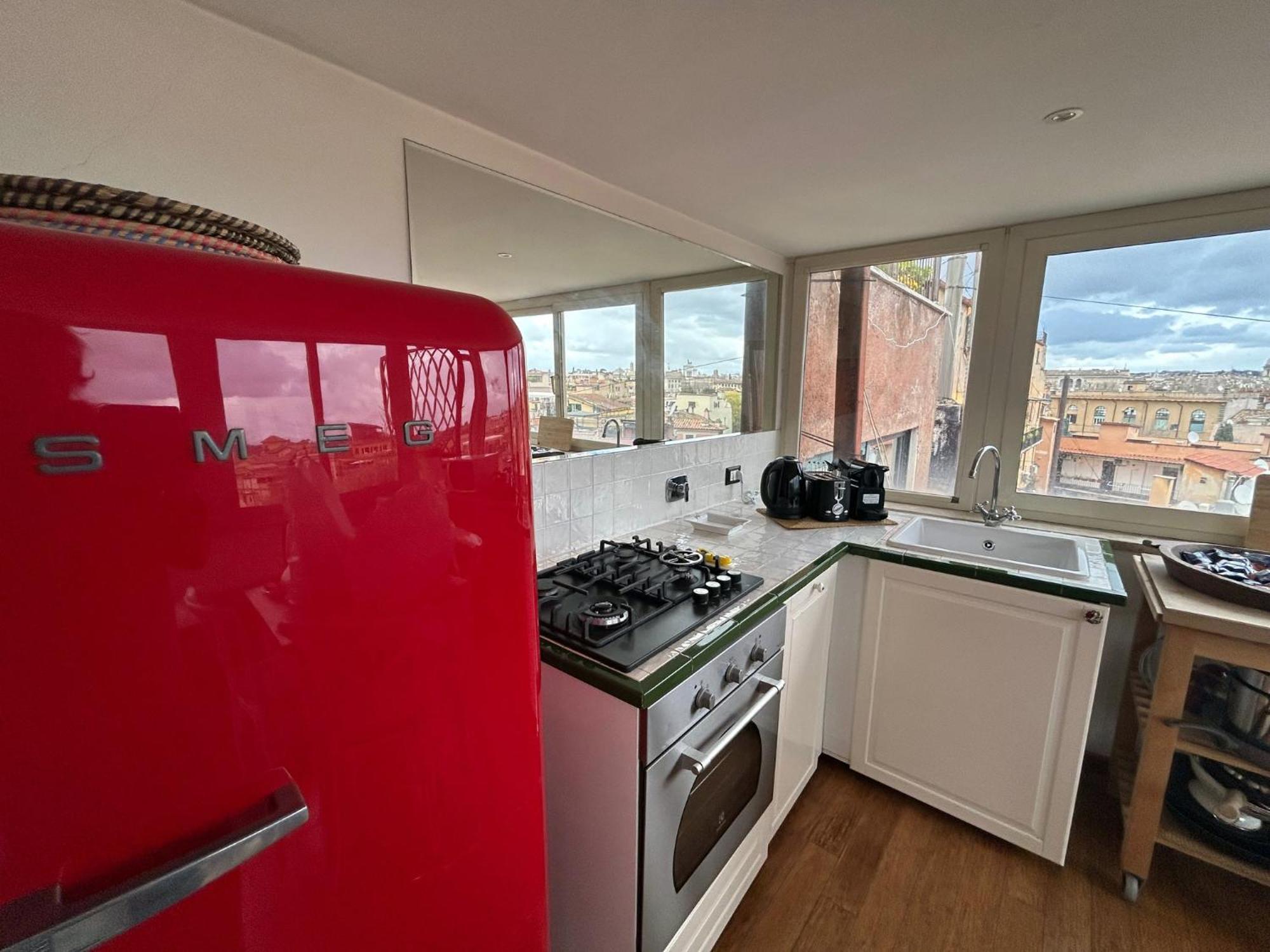 Trastevere Penthouse Amazing Terrace Apartment *