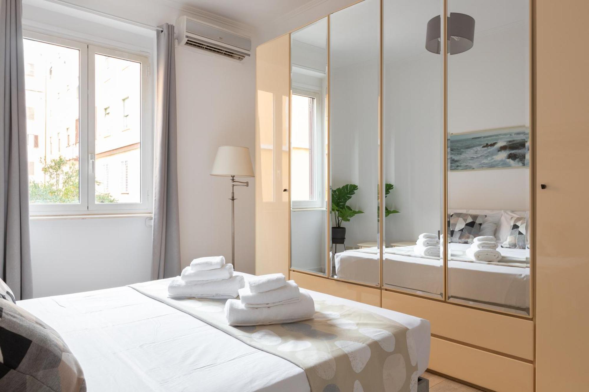 8 Min To Center - 400mt To Metroa, 4-6 Pax, 2 Bathrooms Appartement