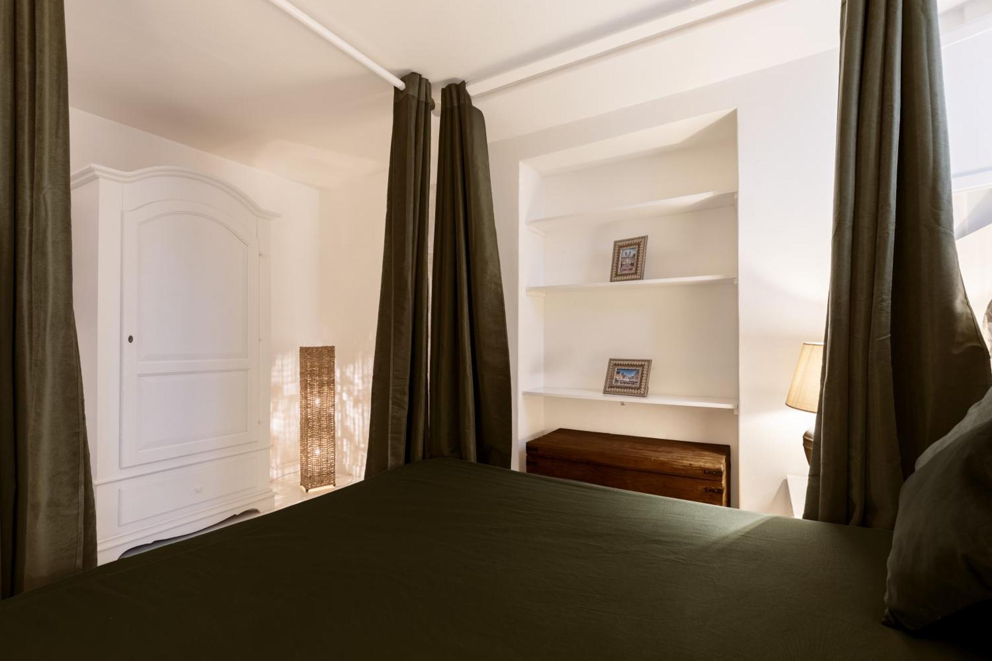 Piazza Navona Loft For 7 People * Rome