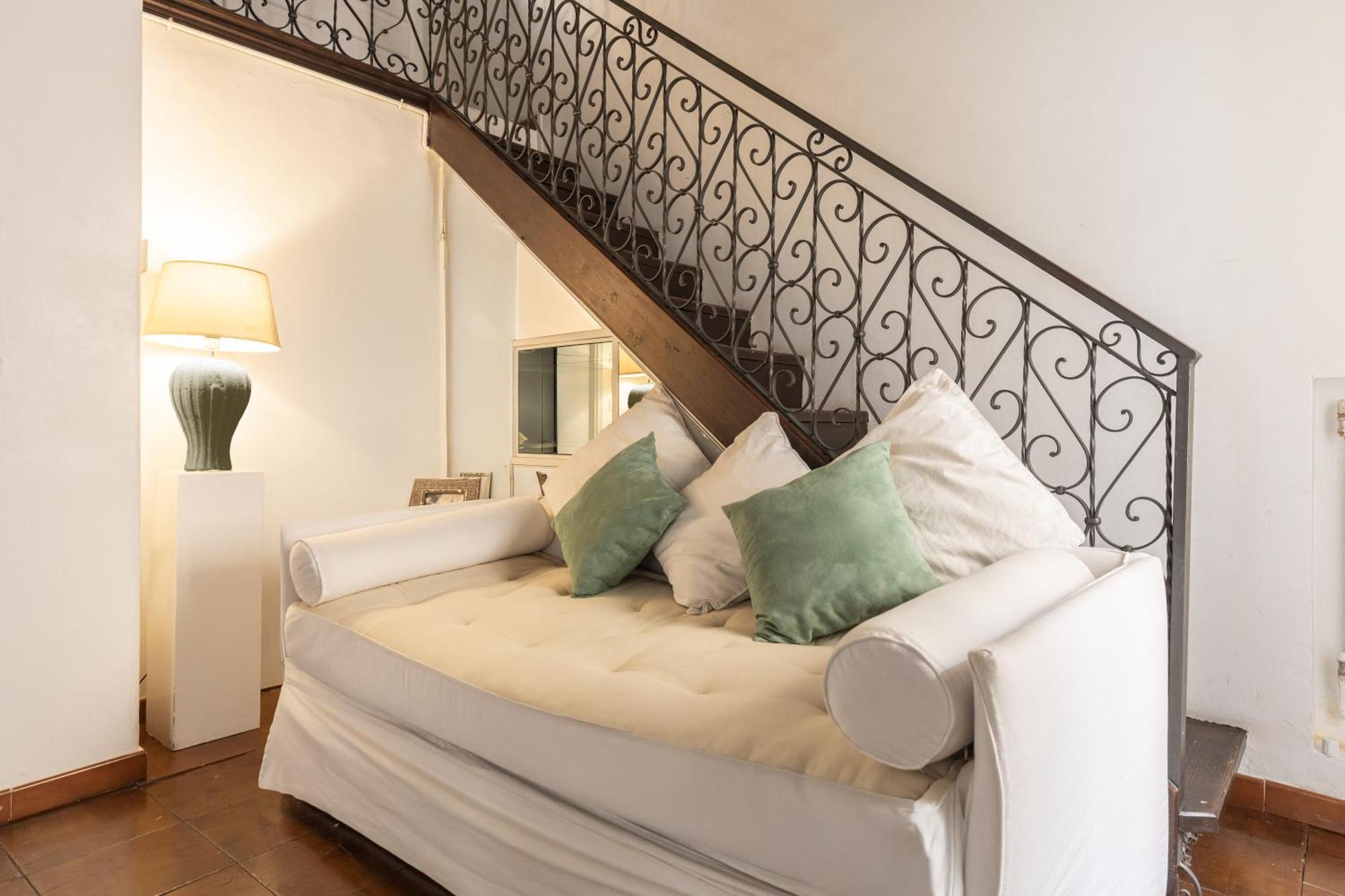 Piazza Navona Loft For 7 People *