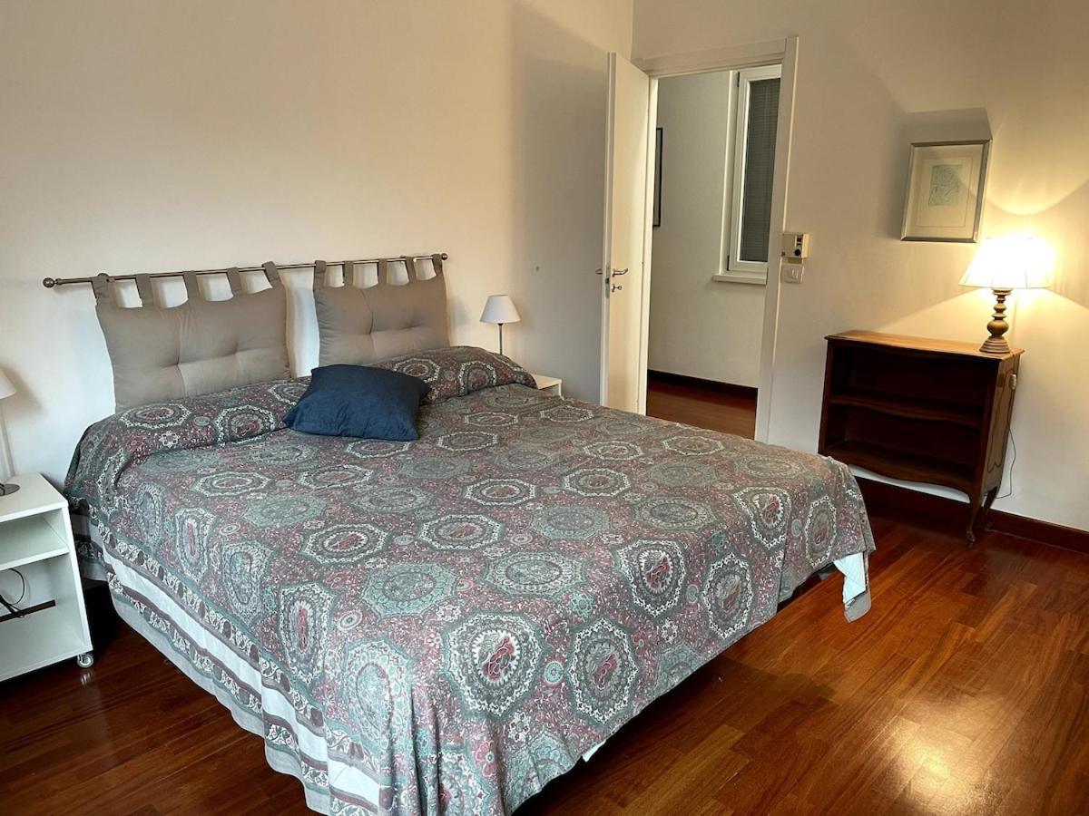Desy Vatican House * Rome