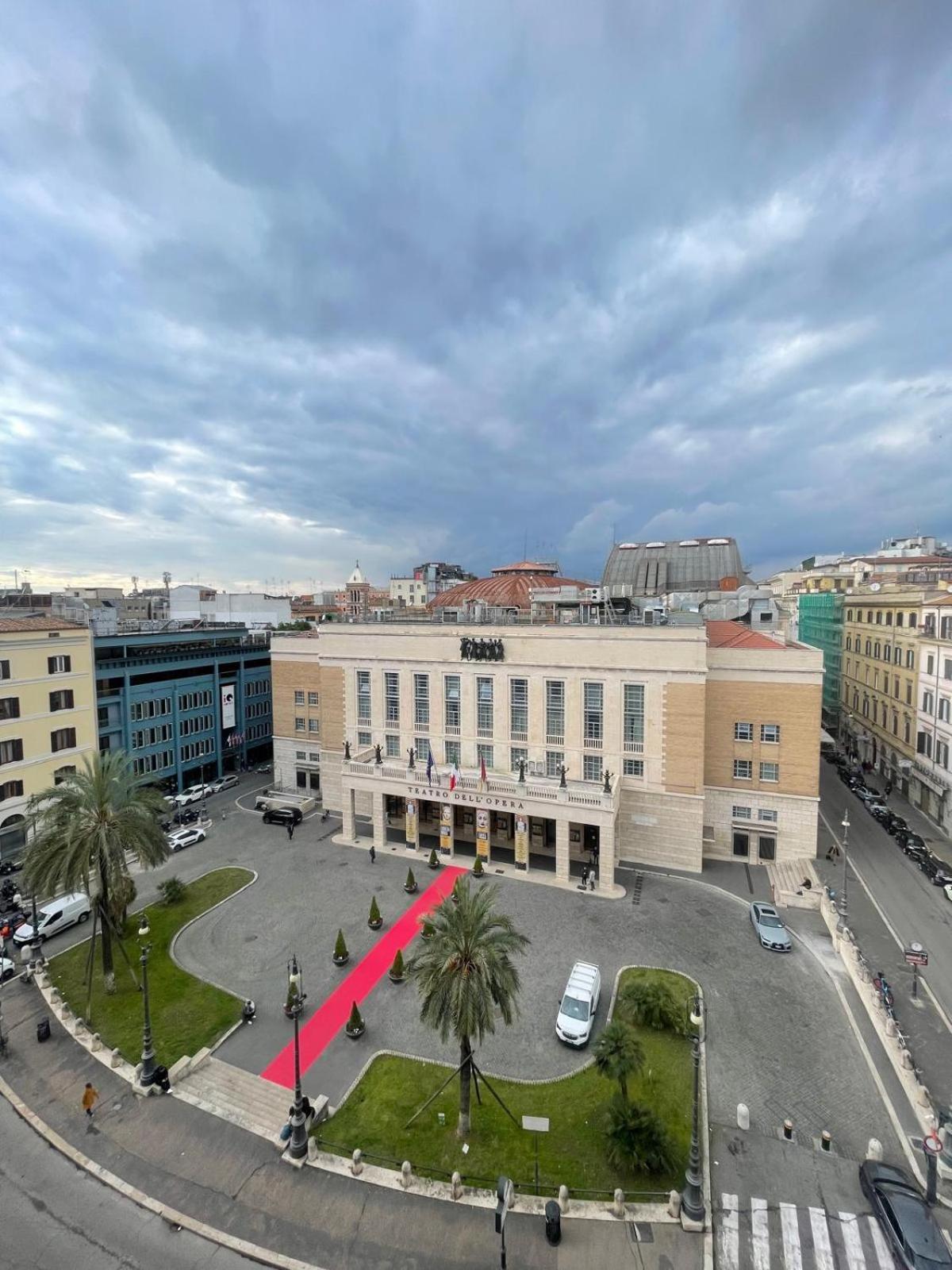 Dama Opera Elegantia Rome