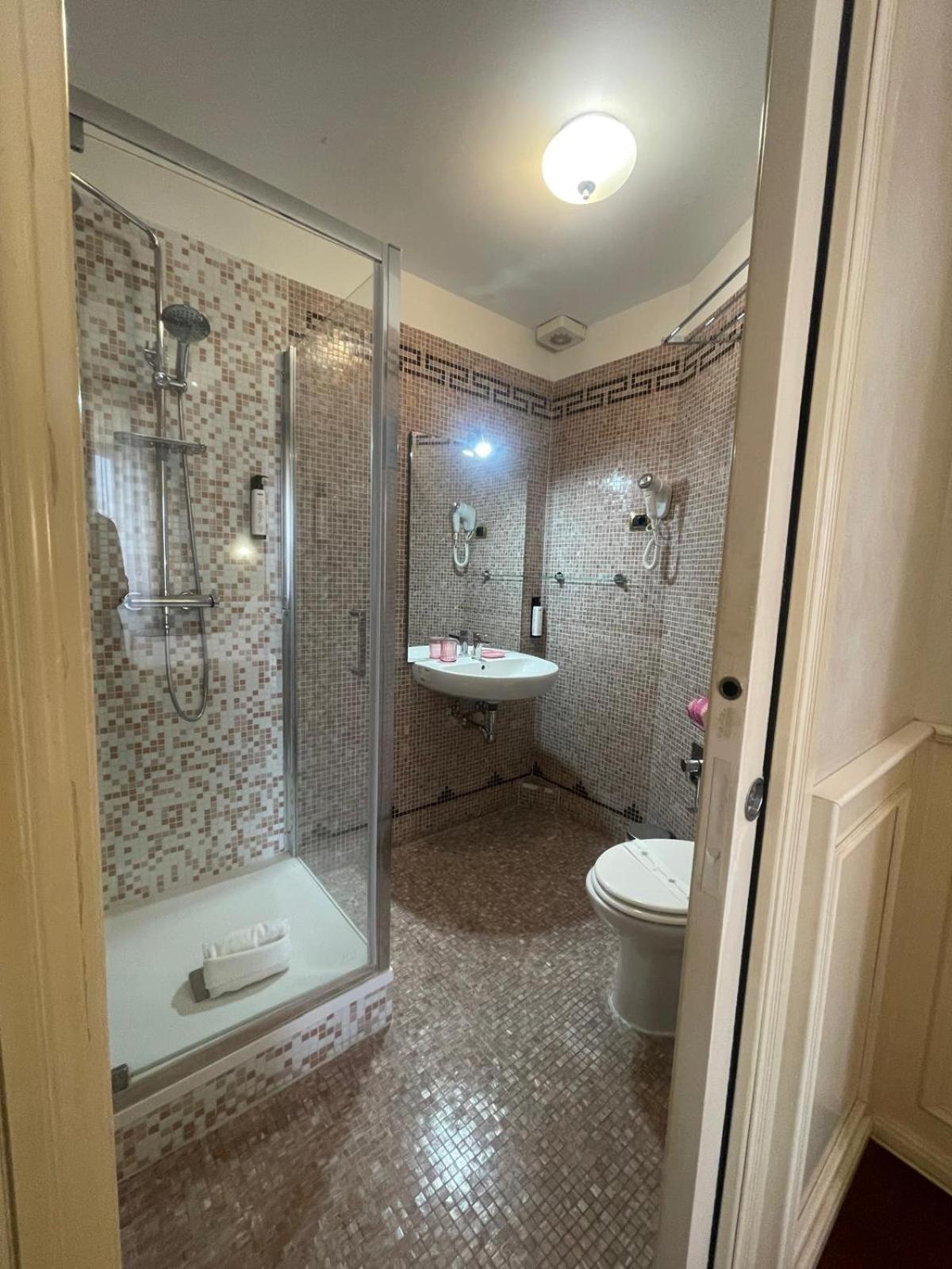 Dama Opera Elegantia Bed & Breakfast Rome