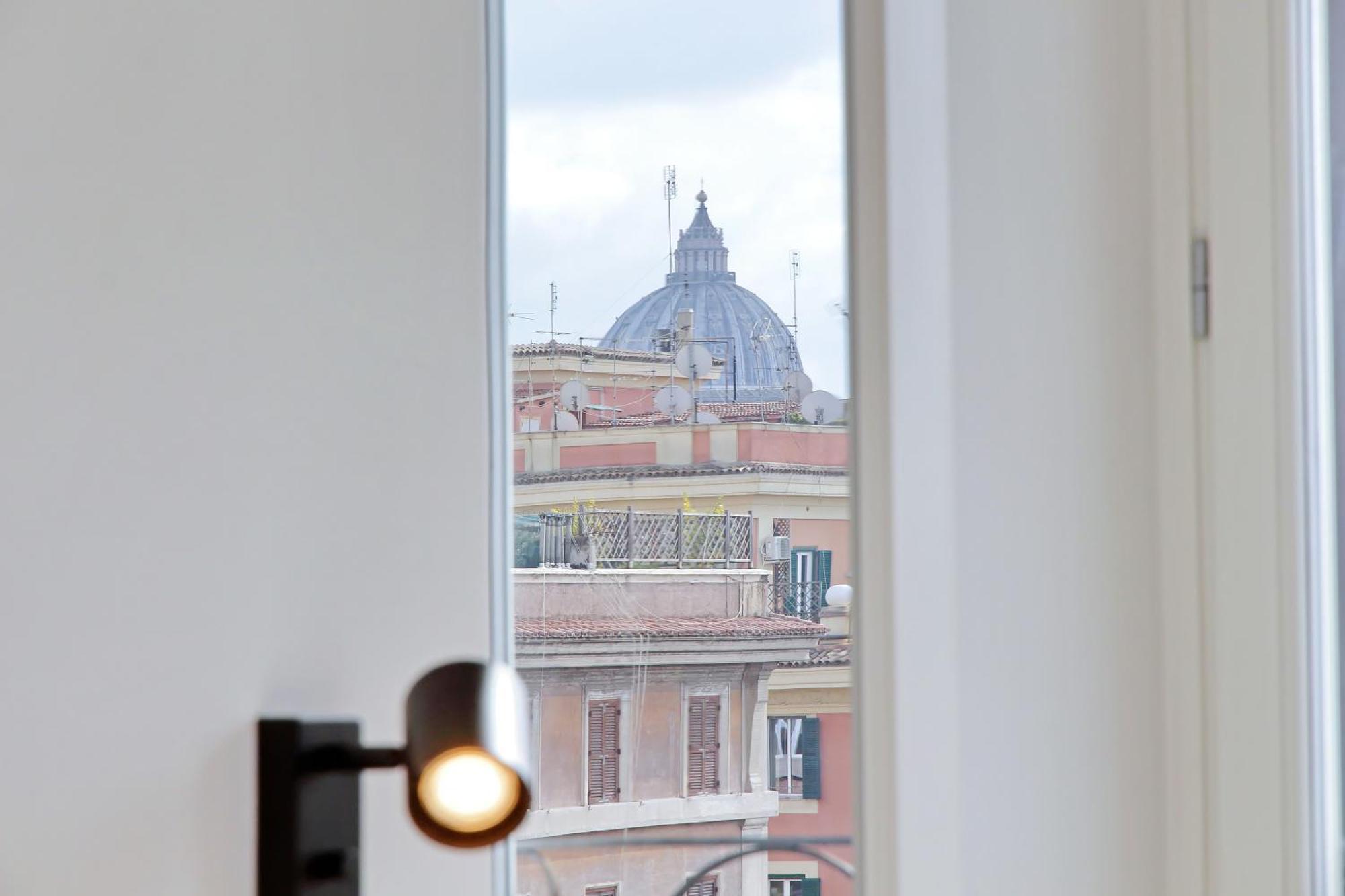 Vatican Basilica Apartment *