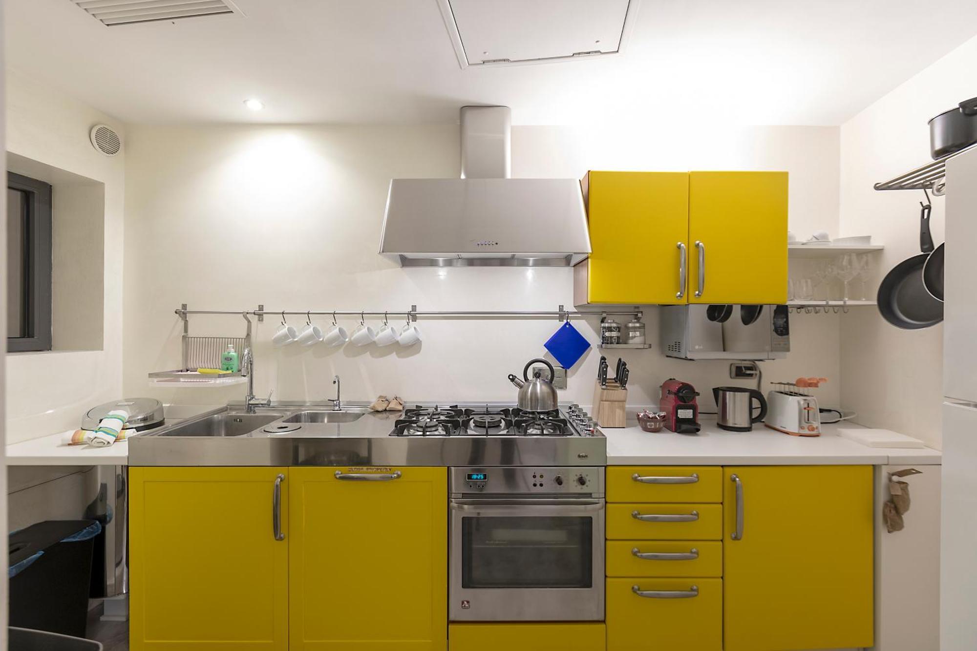 Apartment Restart Nettuno Stylish Trevi Fountain With Terrace