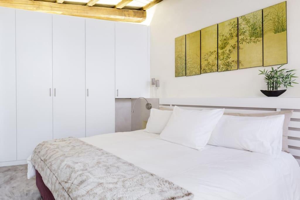 Apartment Restart Nettuno Stylish Trevi Fountain With Terrace *