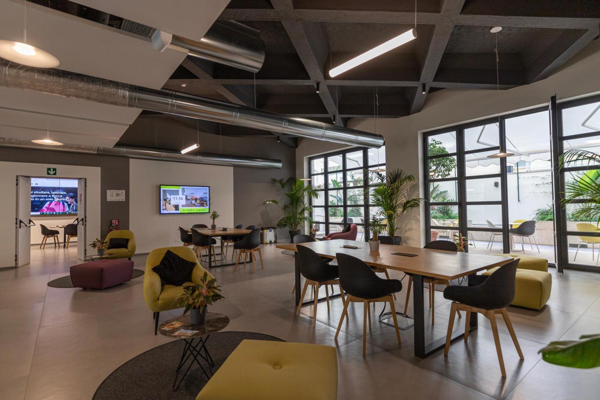 Dotcampus Center 3*