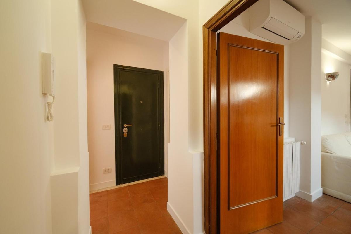 Juan&elisa Trevi By Buddyrent Apartment Rome