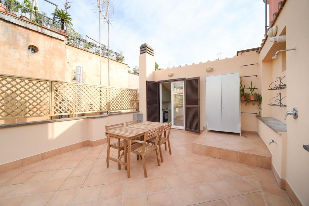 Juan&elisa Trevi By Buddyrent Apartment Rome