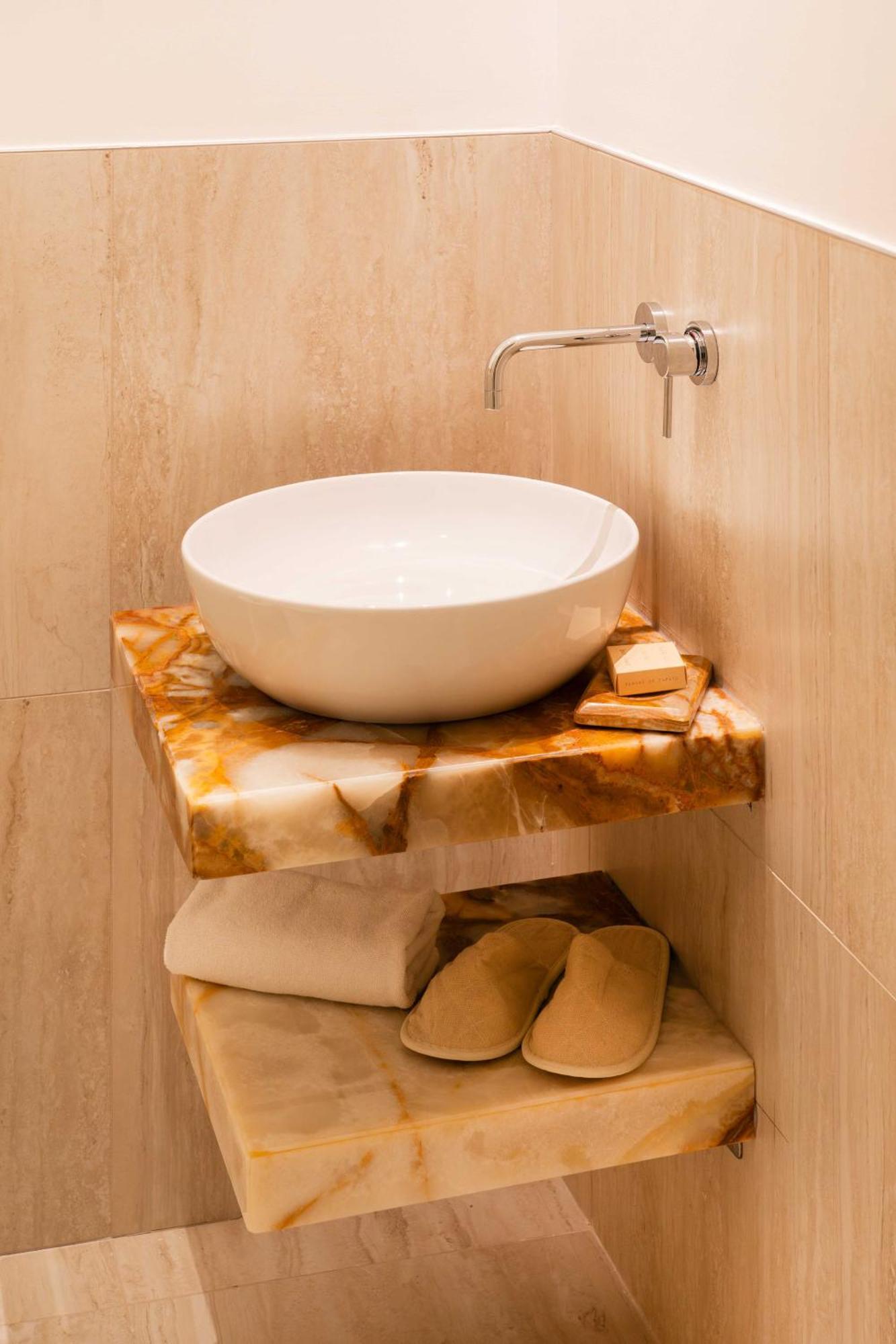Palazzo Raggi Luxury Rome