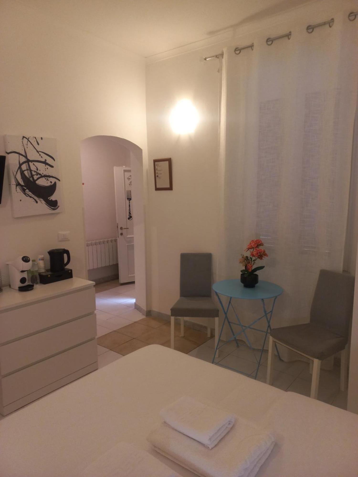 Apartment Monolocale Con Terrazzino