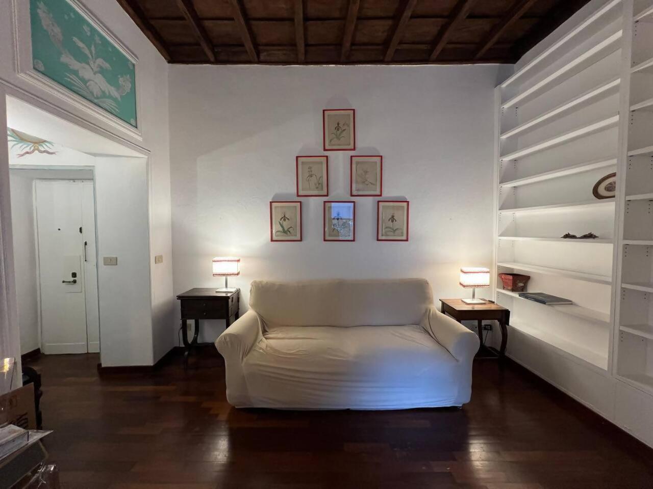 The Charm Of Trastevere Apartment Rome