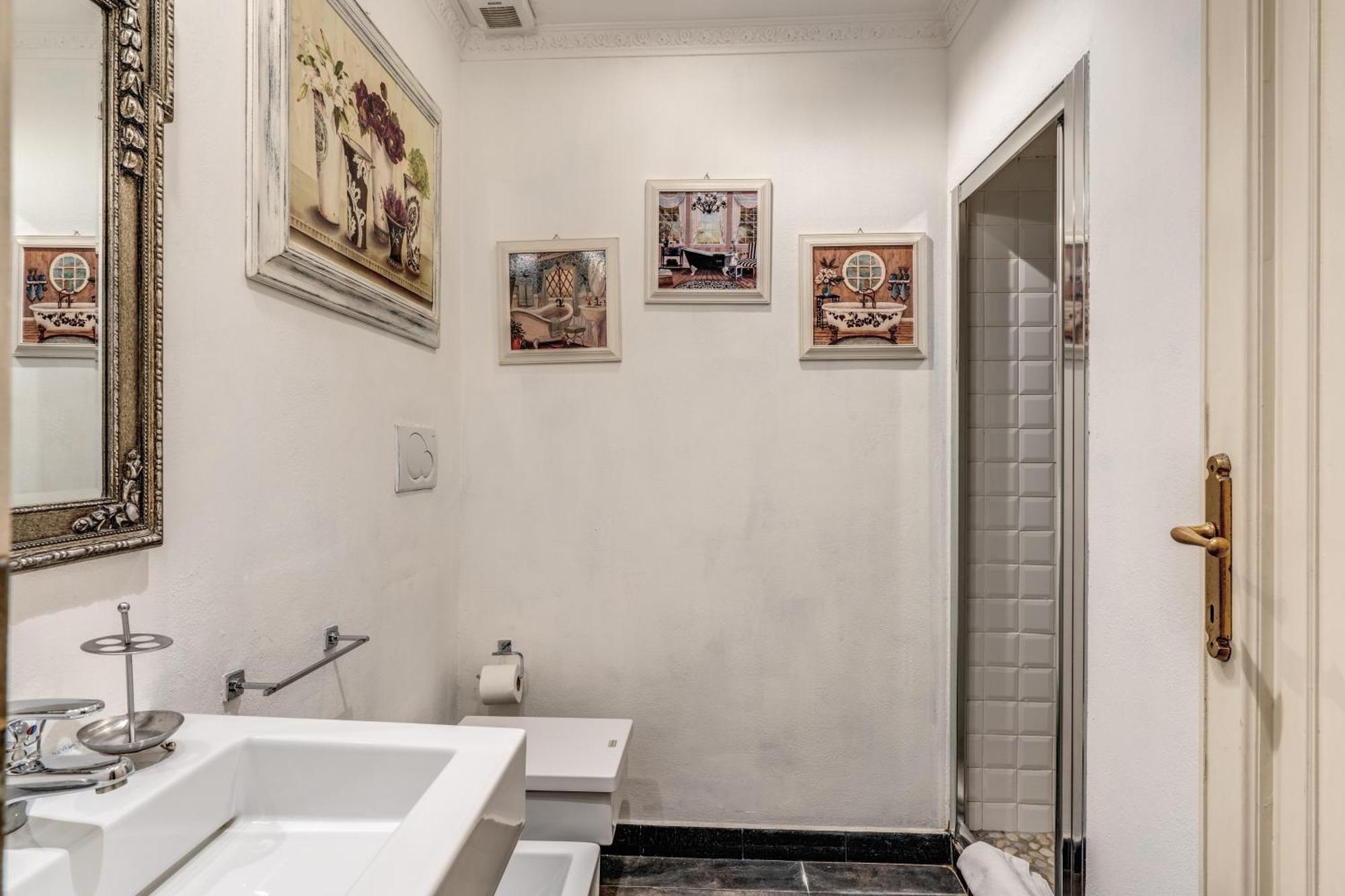 Apartment Crispi Little 1 *