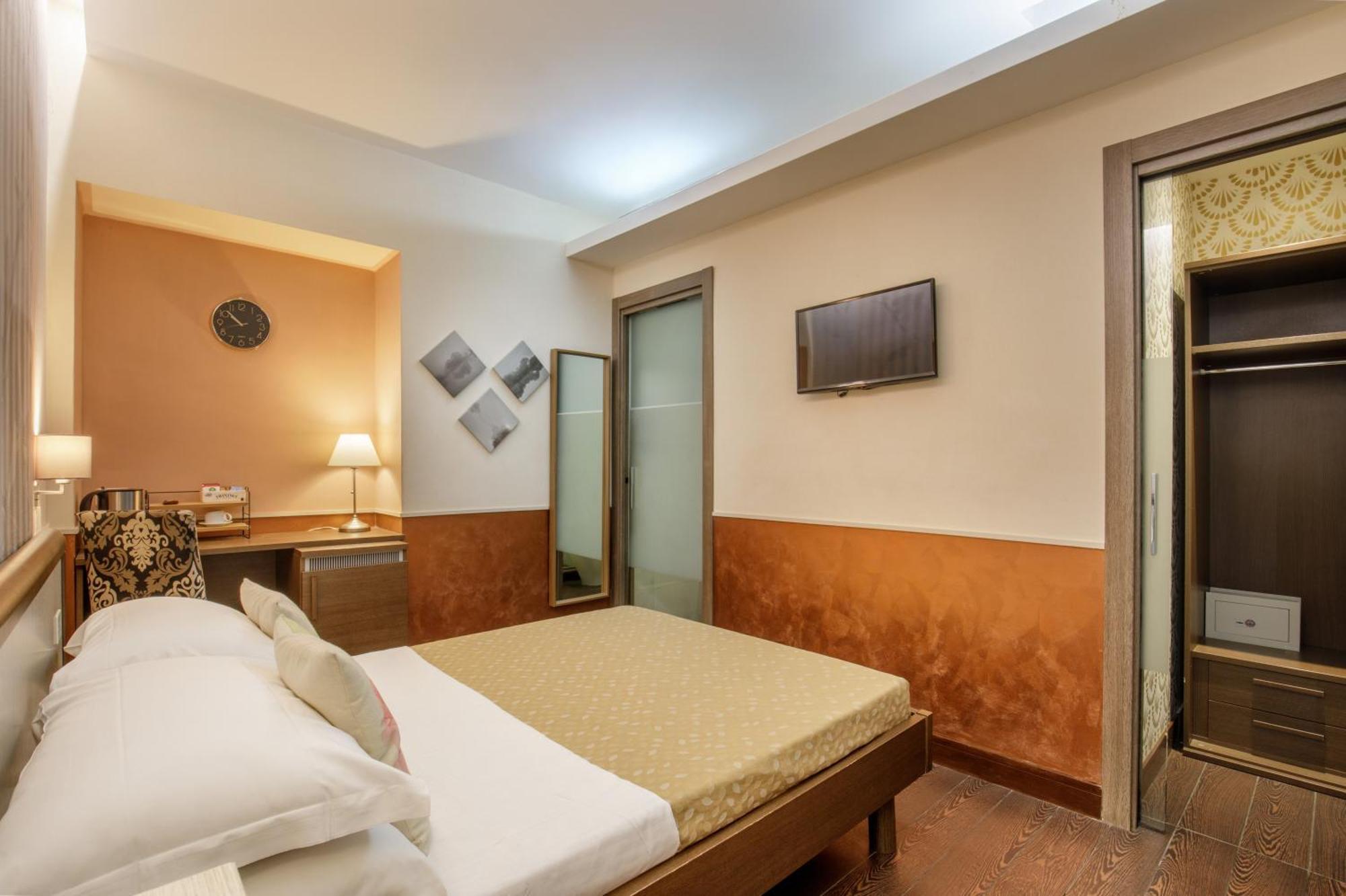 Corso Grand Rome