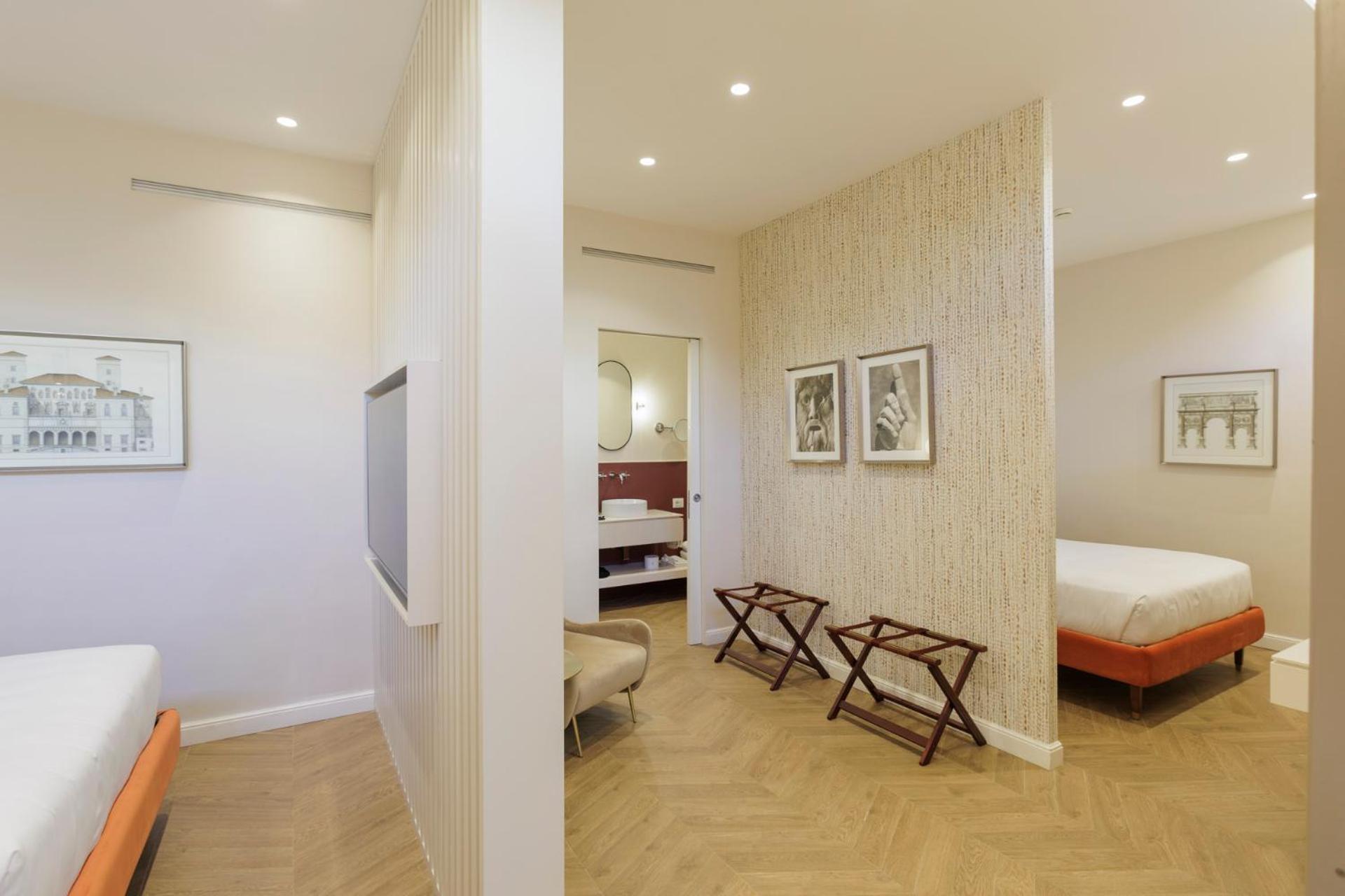 Hotel Sentho *