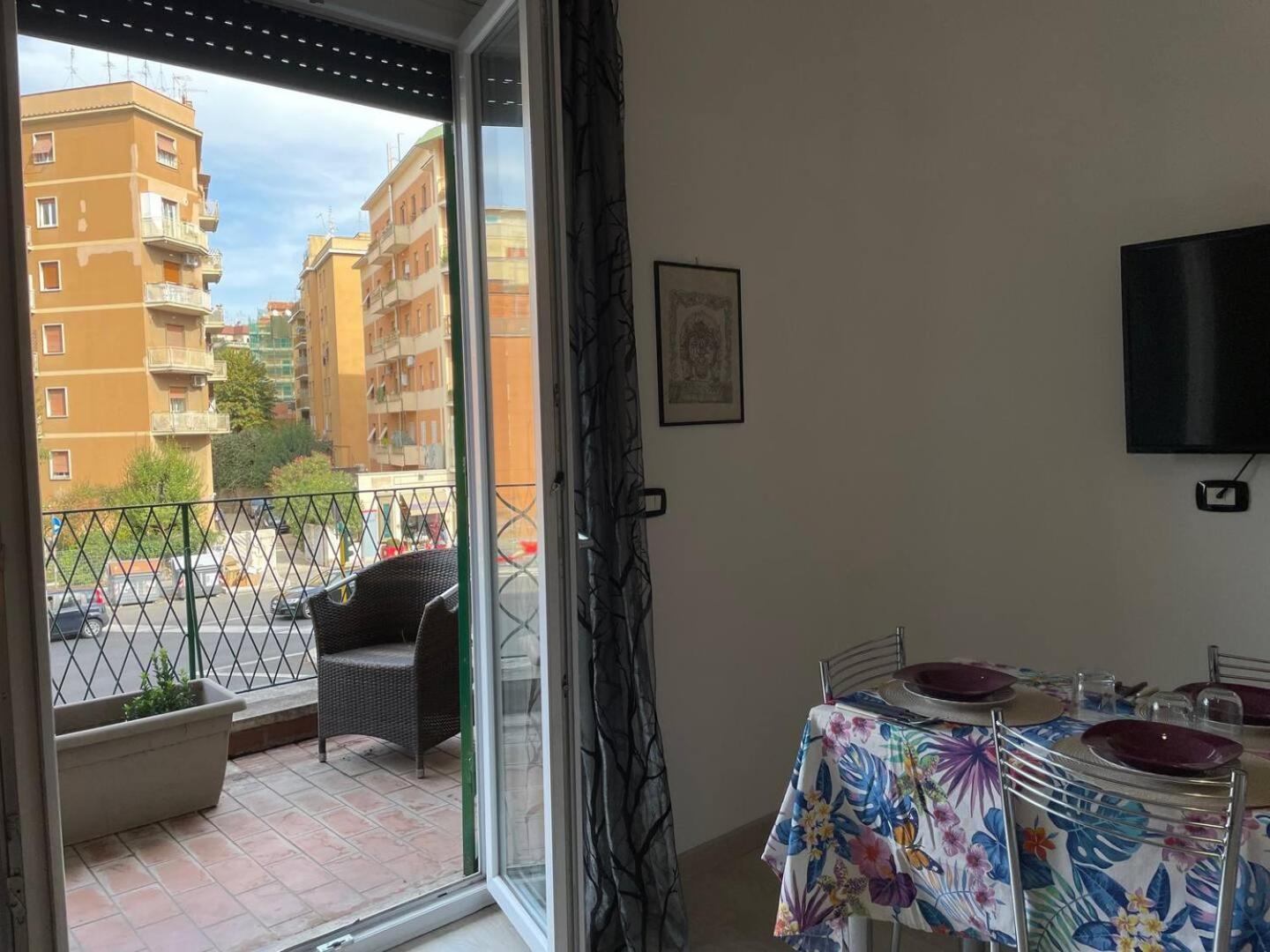 Apartment Spacious And Bright