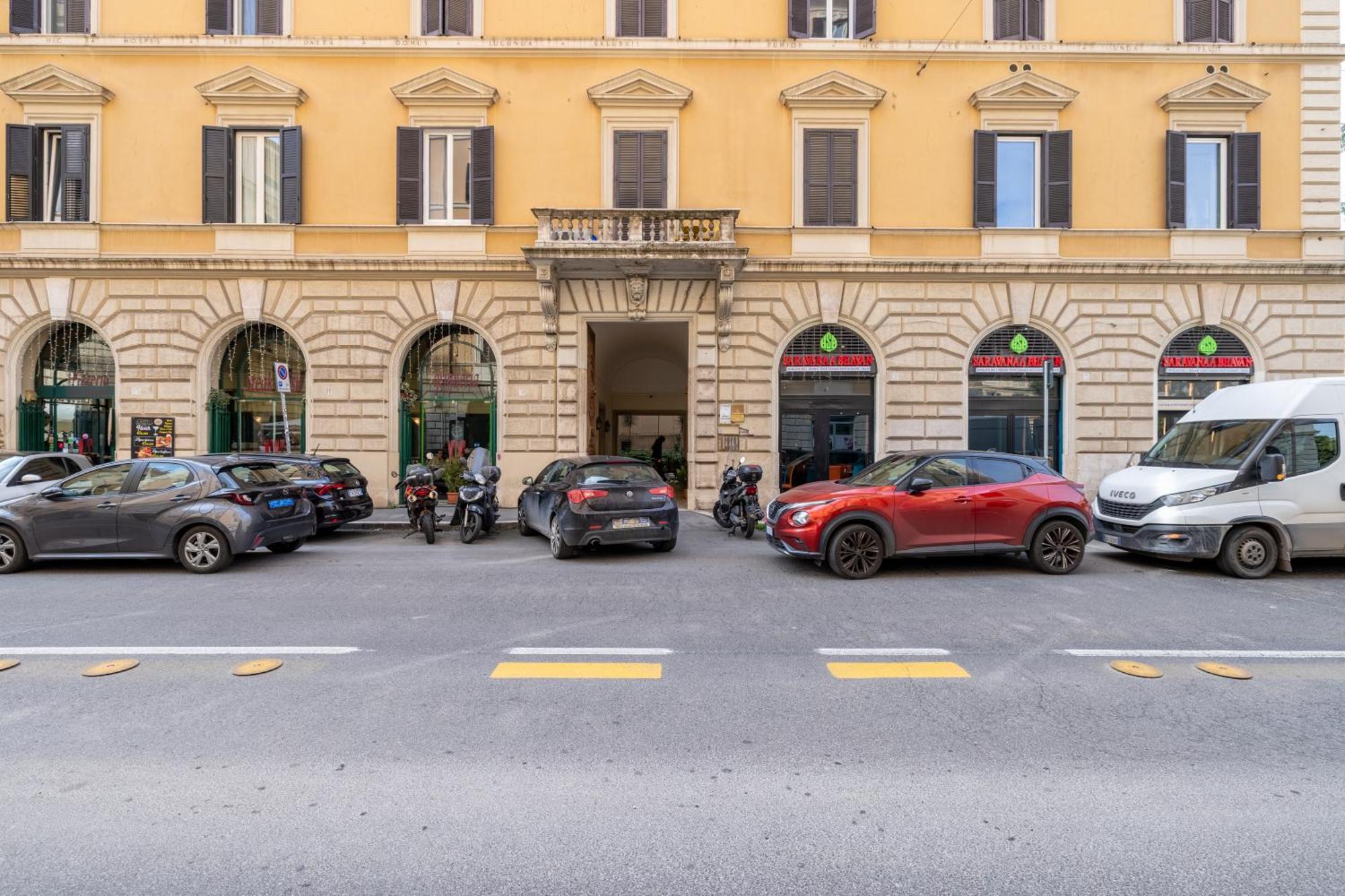 Elegant Diocleziano Apartment *