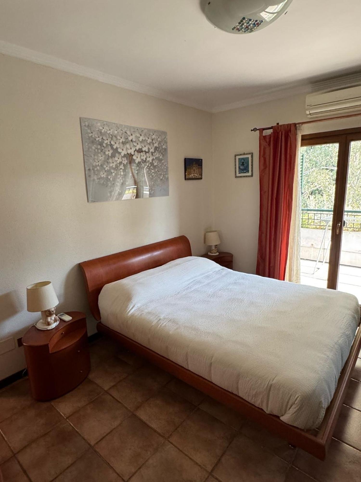 La Casa Del Tomo