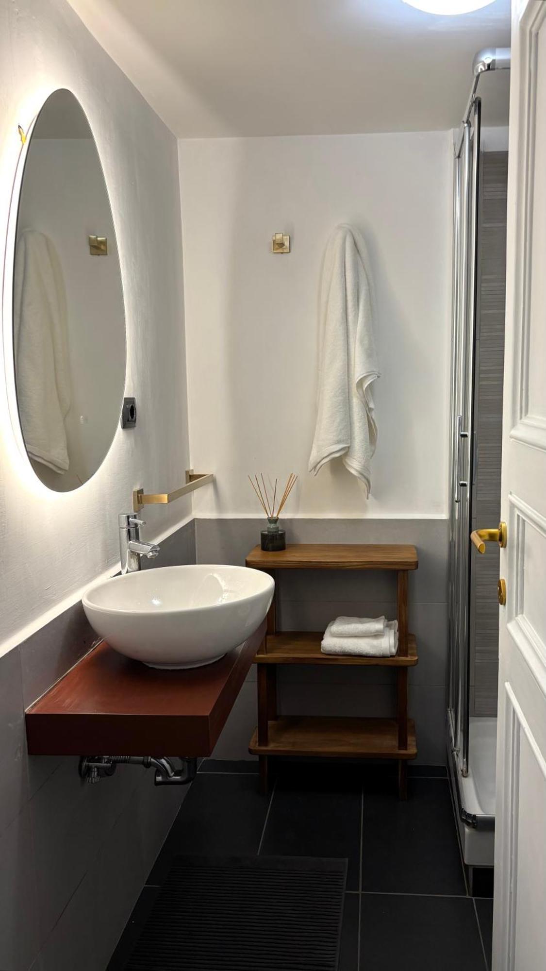Elegant In Rome's Historic Center Appartamento