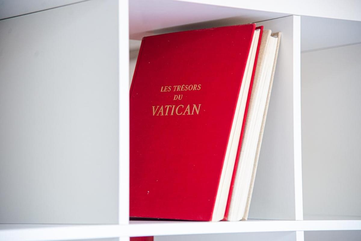 Vatican-ottaviano's Homies Apartment