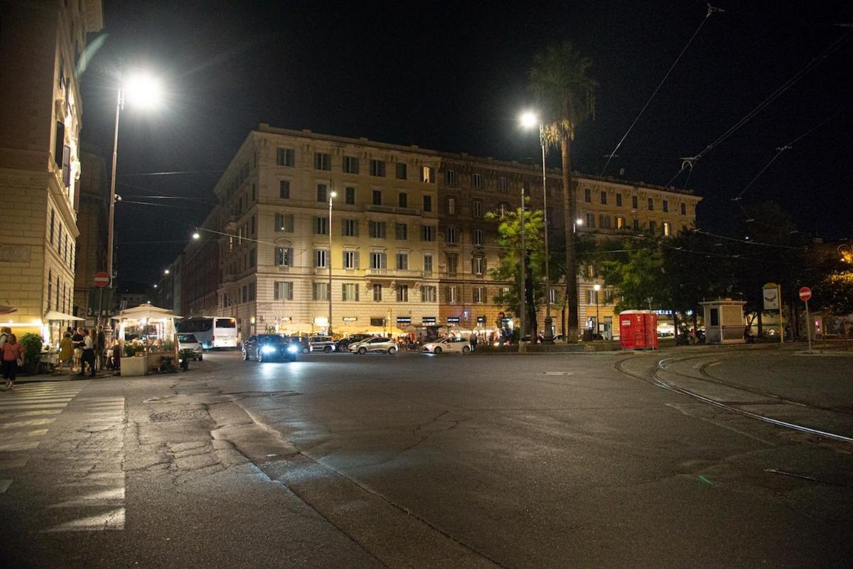 Apartment Vatican - Risorgimento's Homies